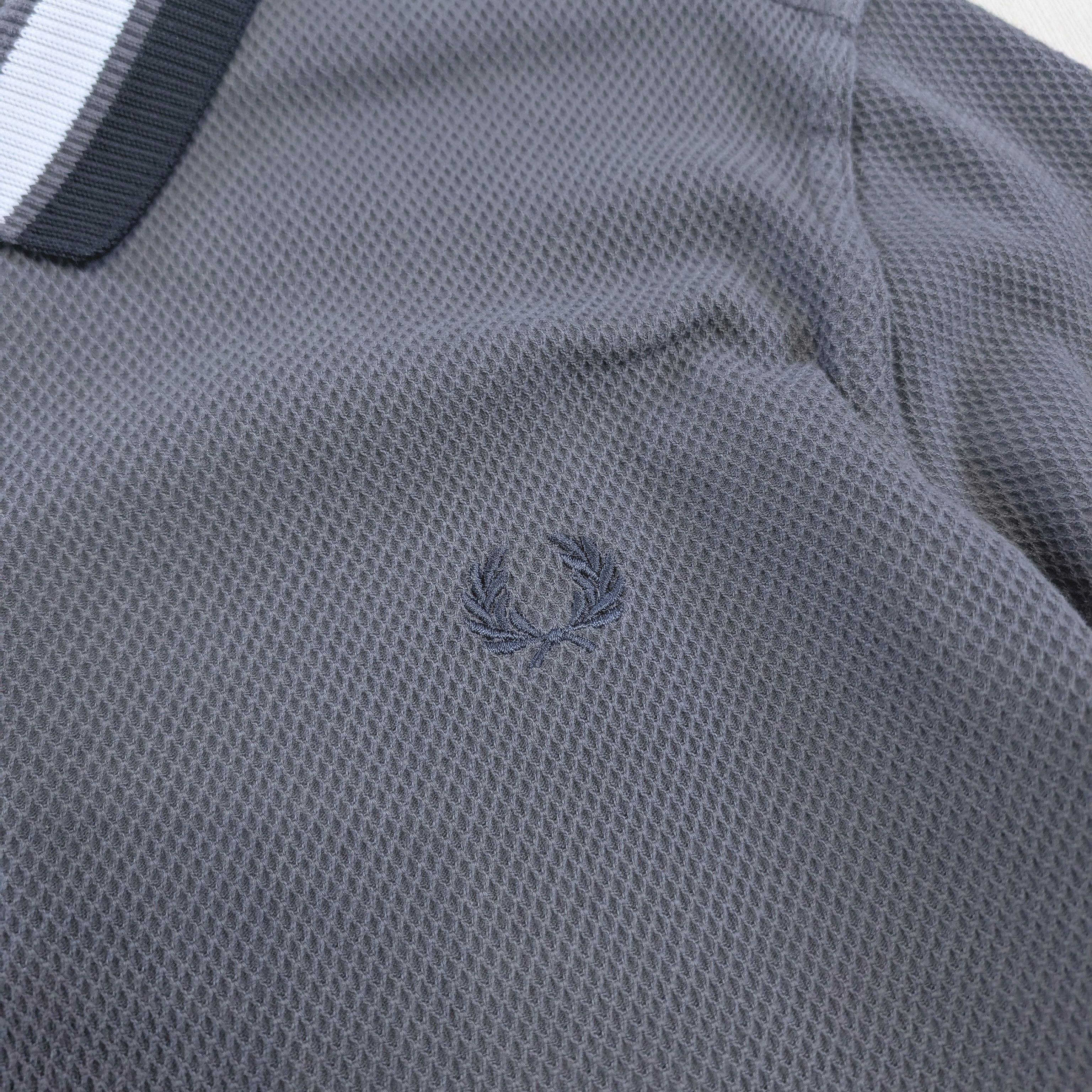 Fred Perry Fred Perry Knit Polo Shirt Size M Gray Classic Retro Style Size US M / EU 48-50 / 2 - 5 Thumbnail