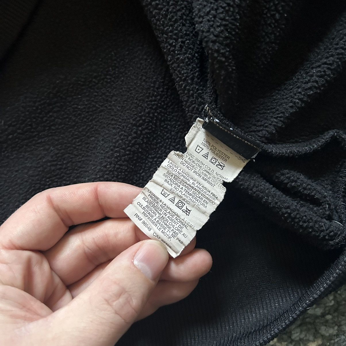 Oakley LATE 2000’s BASiC BLACK ON BLACK POLYESTER FLEECE HOODiE Size US M / EU 48-50 / 2 - 10 Thumbnail