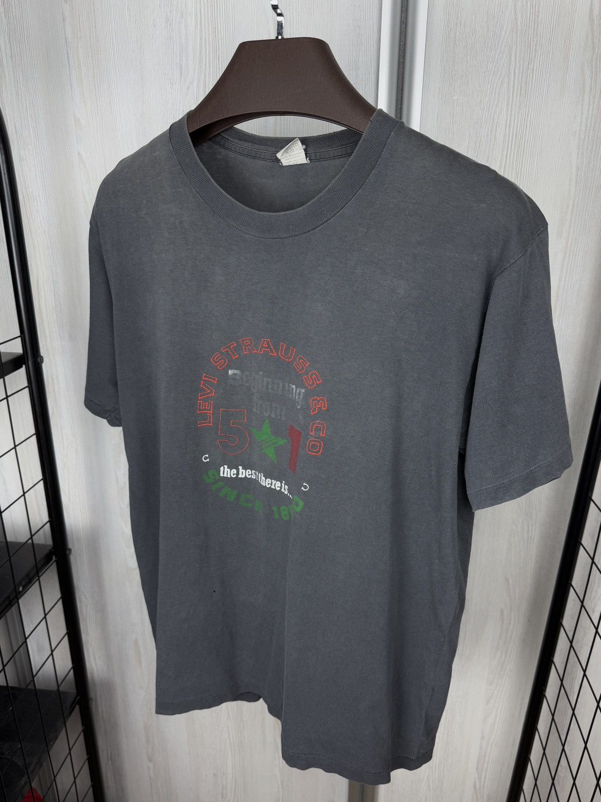 Levi's Vintage Clothing Levi's 90s Black Faded big logo Graphic Tee Shirt Size US M / EU 48-50 / 2 - 7 Thumbnail