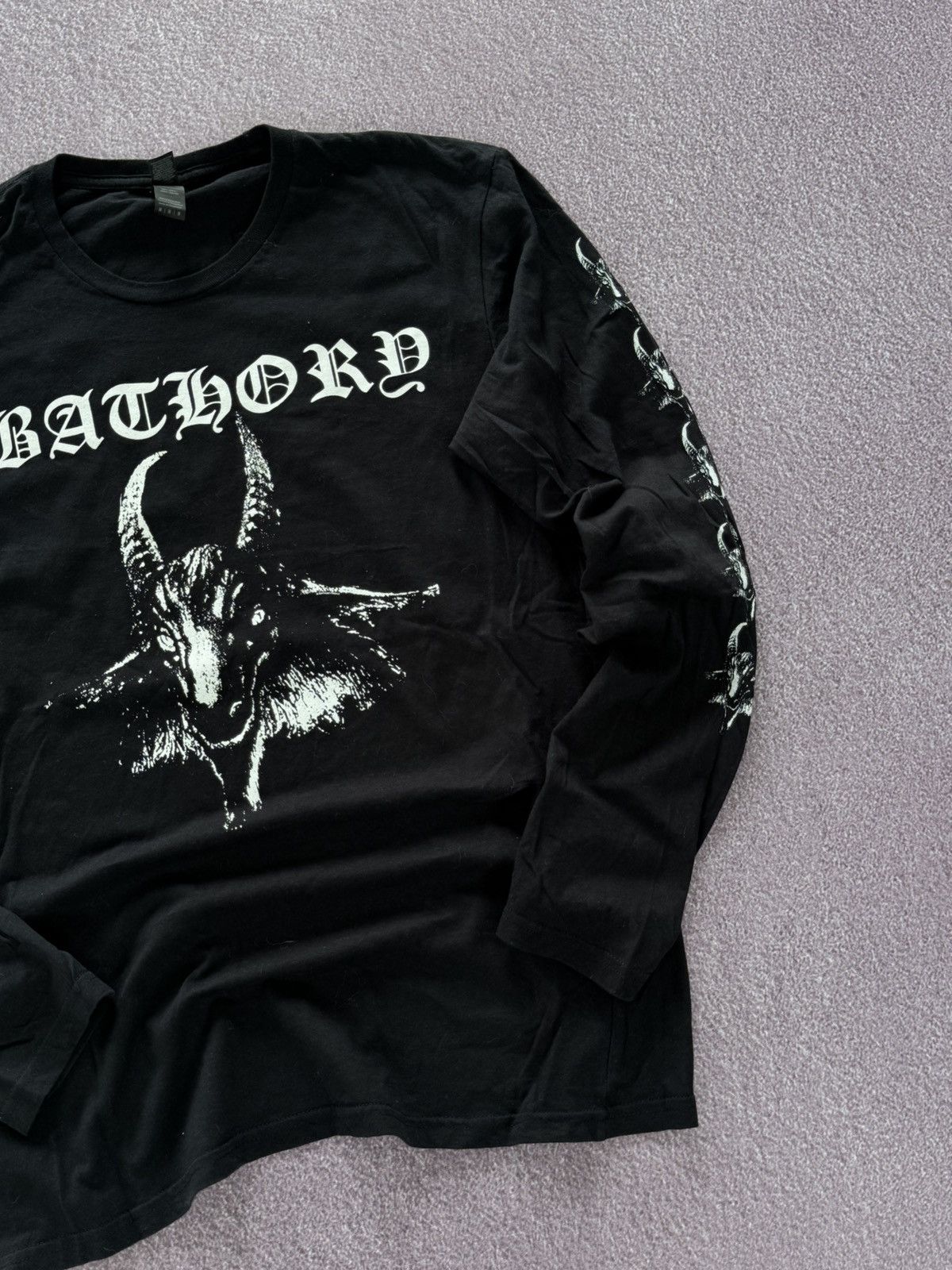 Band Tees Vintage Bathory Rock Band Long Sleeve Size US M / EU 48-50 / 2 - 5 Thumbnail