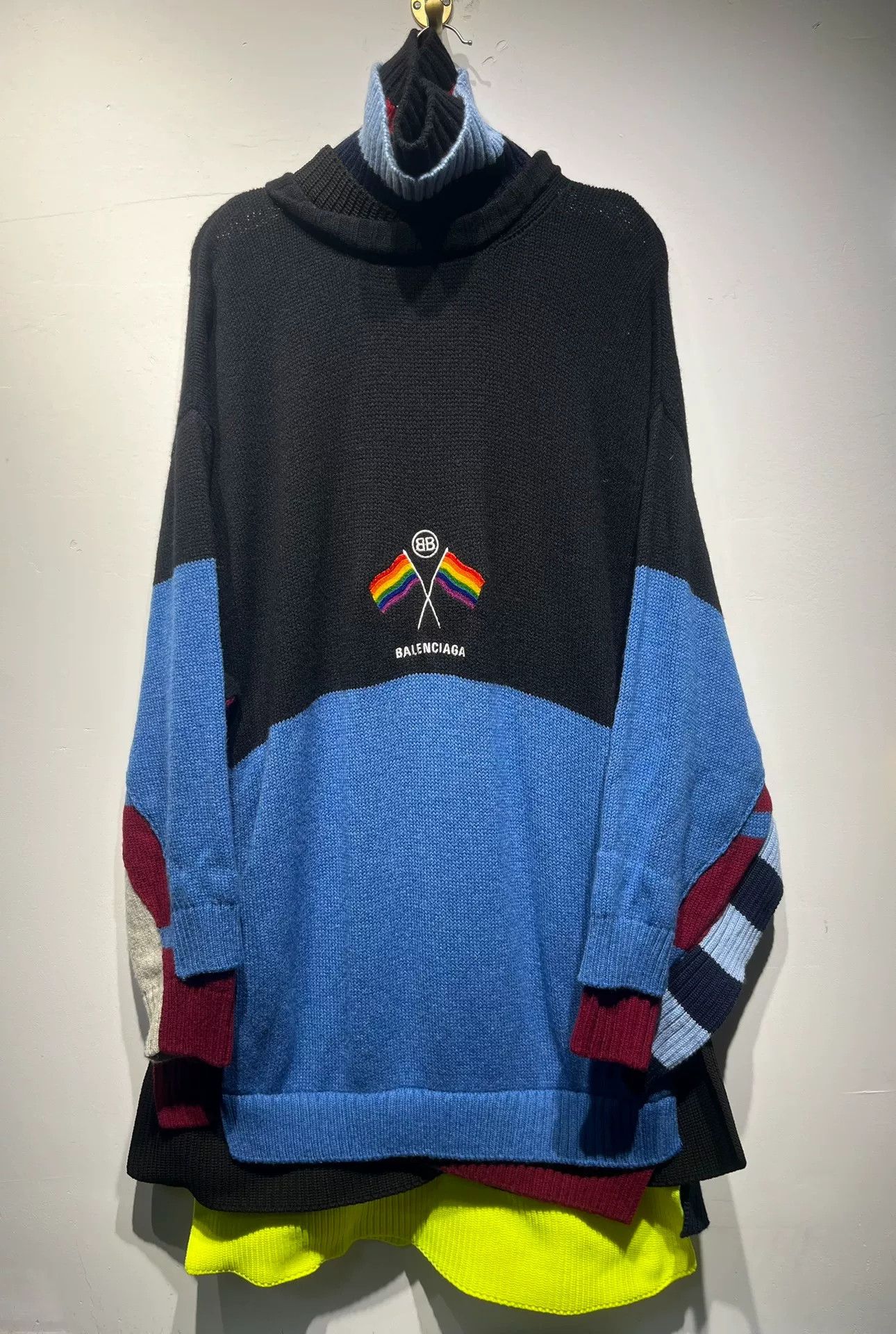 Balenciaga Balenciaga Sweater XS Men Size US XS / EU 42 / 0 - 1 Thumbnail