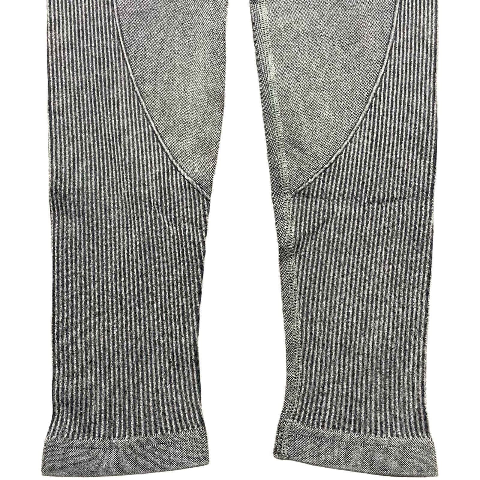 Forever 21 Forever 21 Seamless Leggings Size 26" / US 2 / IT 38 - 4 Thumbnail