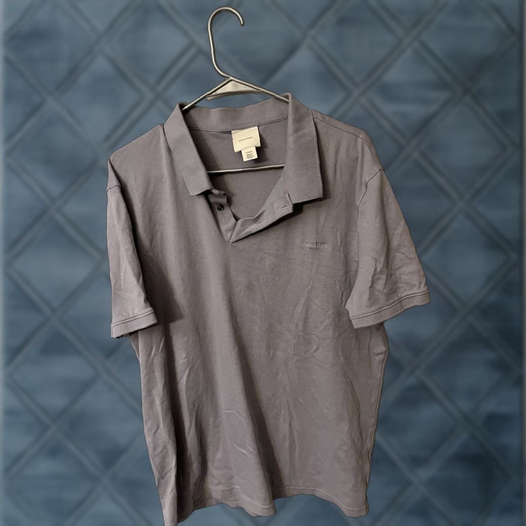 Calvin Klein Calvin Klein Polo Shirt Short Sleeve Gray Solid Mens XL Regular Fit Cotton Knit Shirt Size US XL / EU 56 / 4 - 1 Thumbnail