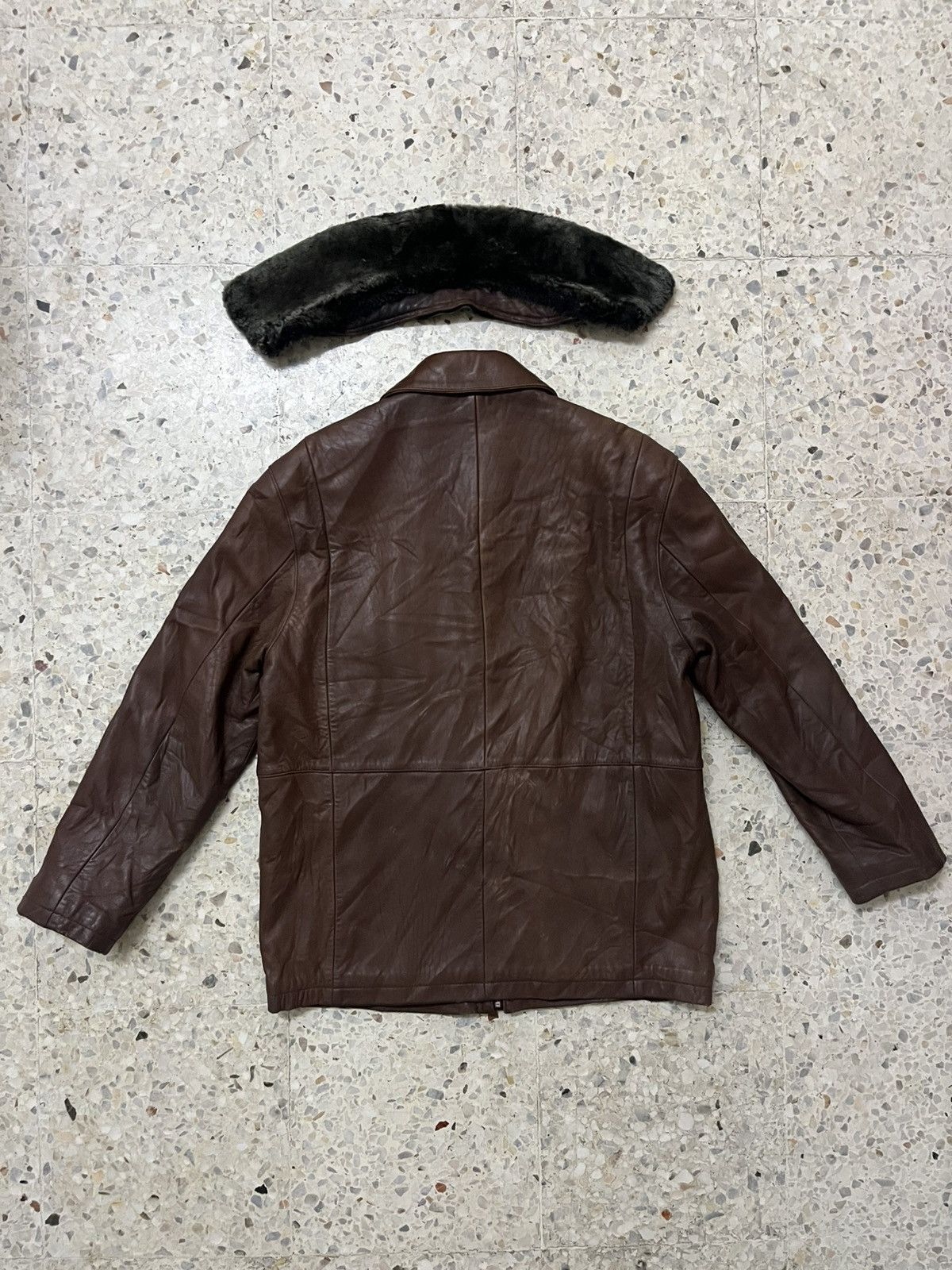 Yves Saint Laurent VTG Yves Saint Laurent Pour Homme Fur Collar Leather Jacket Size US L / EU 52-54 / 3 - 21 Thumbnail