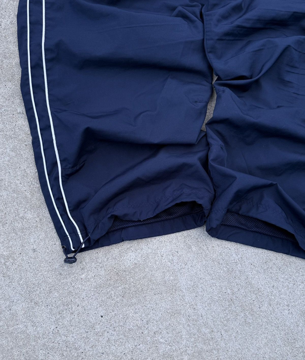 Other Vintage Nike y2k streetwear oversized track shorts Size US 32 / EU 48 - 7 Thumbnail