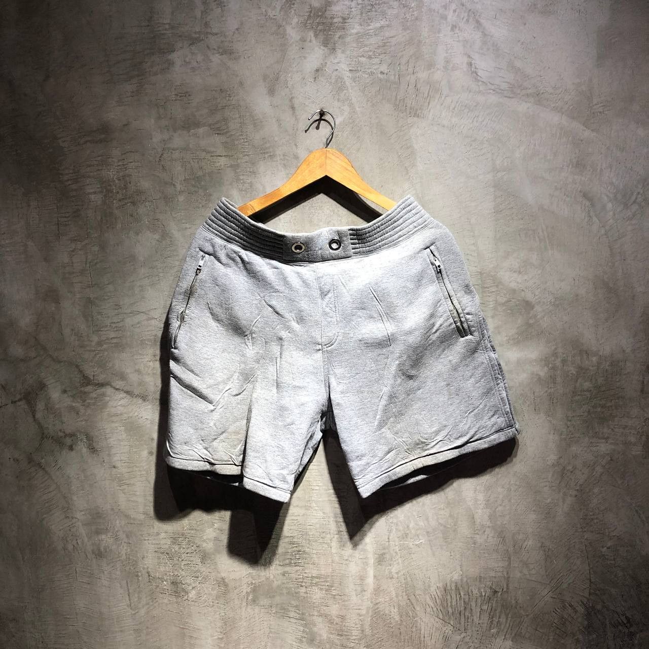 Givenchy Cotton Sweat shorts