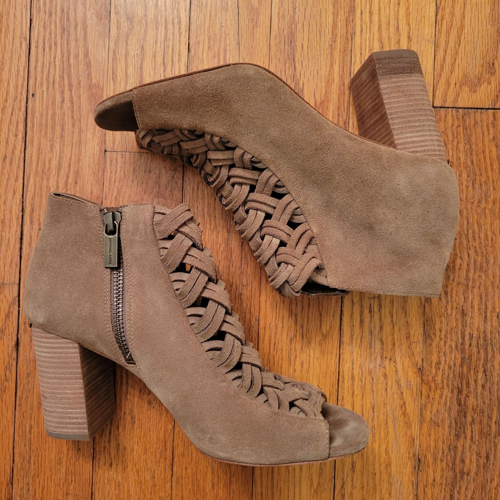 Michael Kors Michael Kors 6M WESTLEY Suede Leather Peep Toe Woven Ankle B Size US 6 / IT 36 - 3 Thumbnail