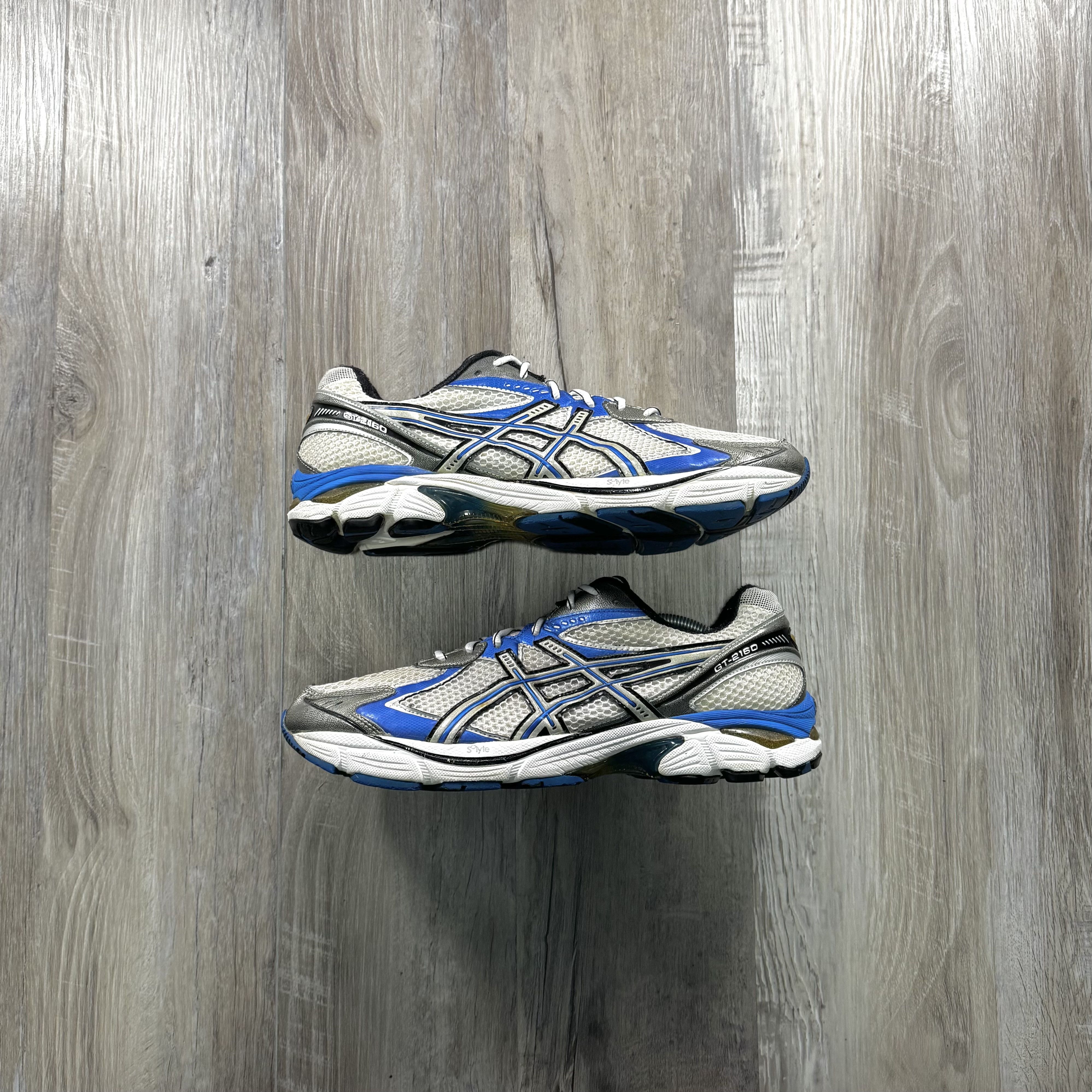 image of Asics • Vintage Gt-2160 (12M) Shoes in White, Men's