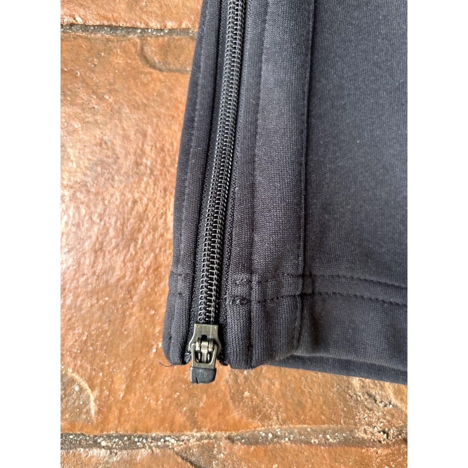 Nike VINTAGE Nike Sweatpants Track Pants XL Black Baggy Wide-Leg Men's Nike XL Black Sweatpants Basketball Gym Running Jogging Size US 36 / EU 52 - 5 Thumbnail