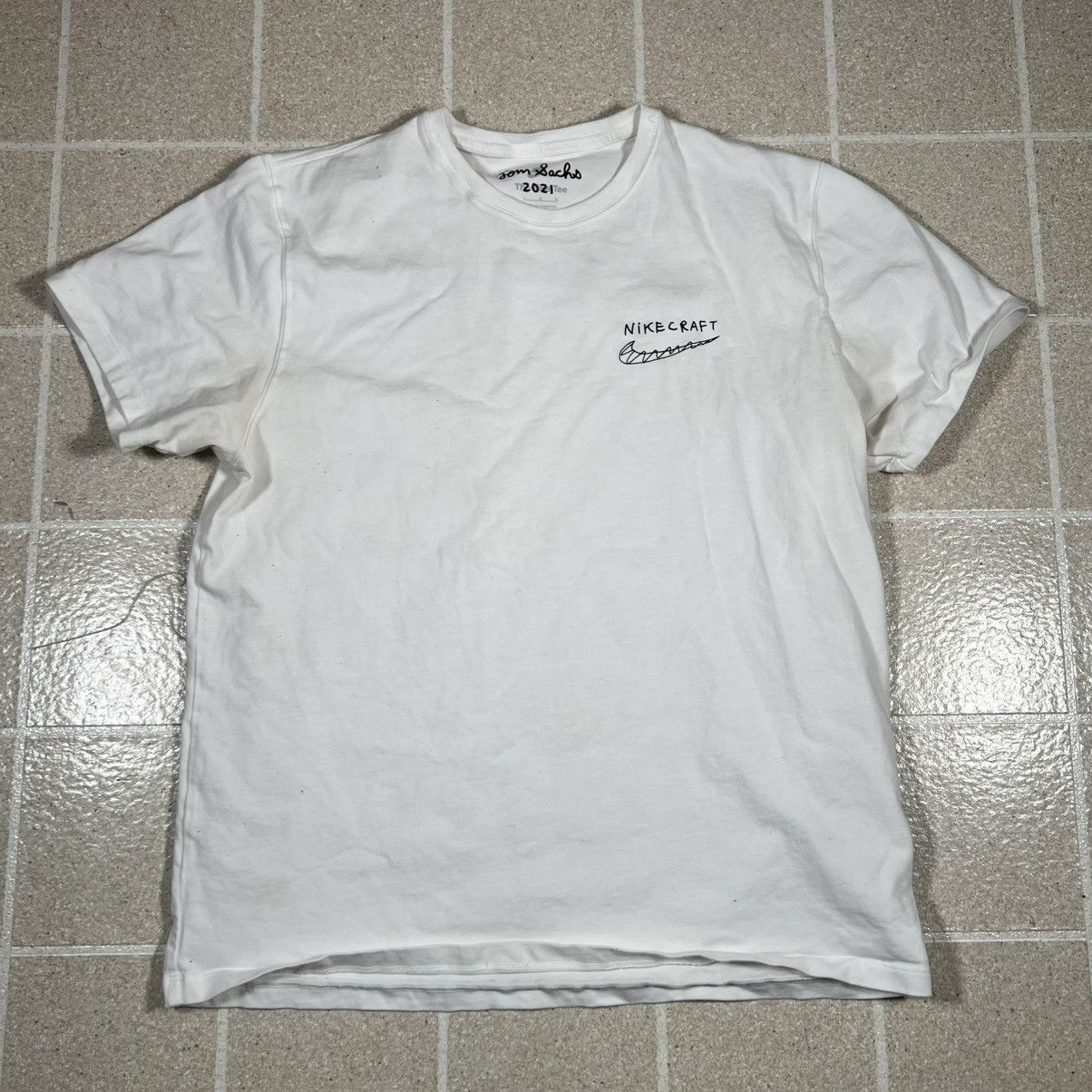 【Nike x Tom Sachs】 Nikecraft Studio T-Shirt White ✔️Nike x Tom Sachs Nikecraft Studio White Tee Shirt Medium