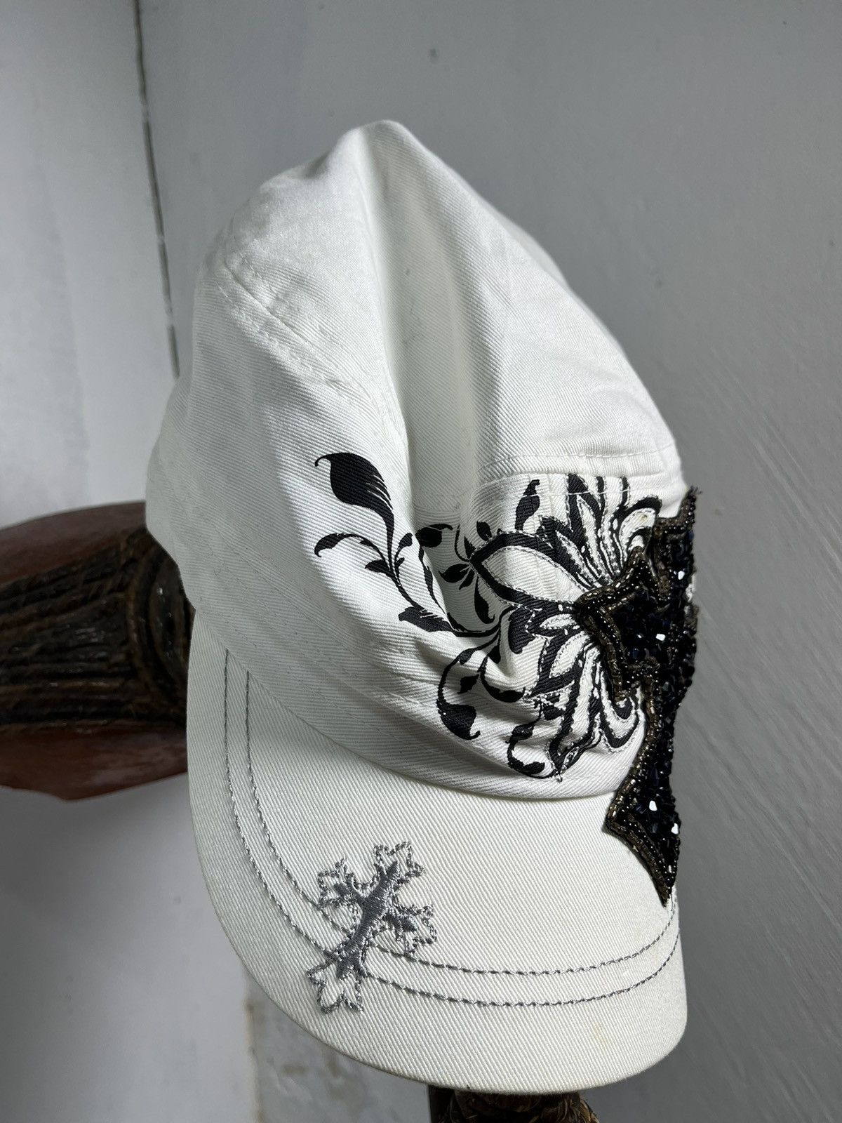 Other JAPANESE STYLE CAP LIKE CHROME HEARTS DESIGN Size ONE SIZE - 2 Thumbnail