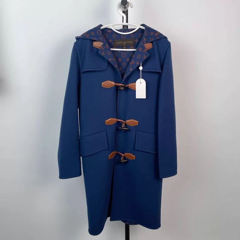 Louis Vuitton Louis Vuitton Blue cashmere coat Size XS / US 0-2 / IT 36-38 - 1 Thumbnail