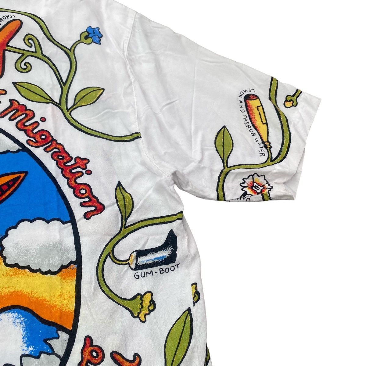 Mambo Rare 1990s “Patterns of Migration” Reg Mombassa Rayon shirt Size US M / EU 48-50 / 2 - 3 Thumbnail