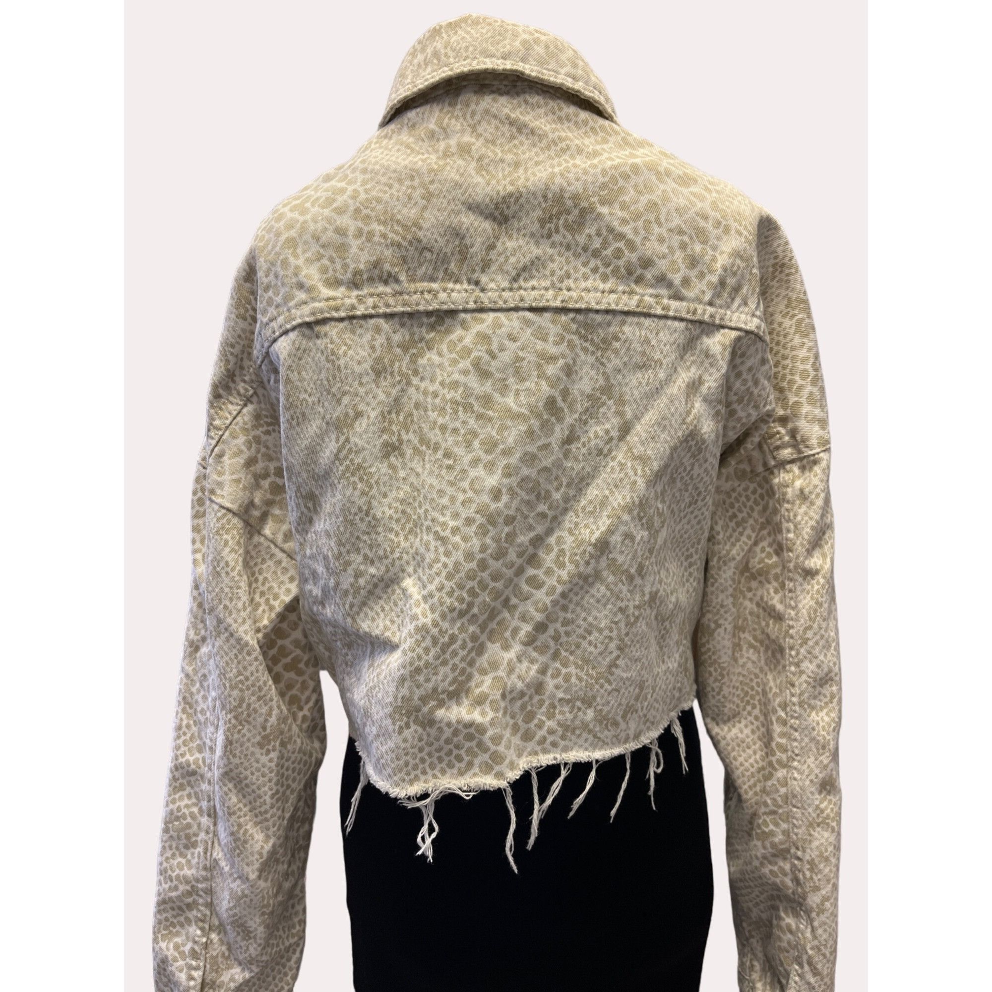 Topshop Topshop Women's Beige Snake Skin Cropped Denim Jacket Size 4 Size S / US 4 / IT 40 - 2 Thumbnail