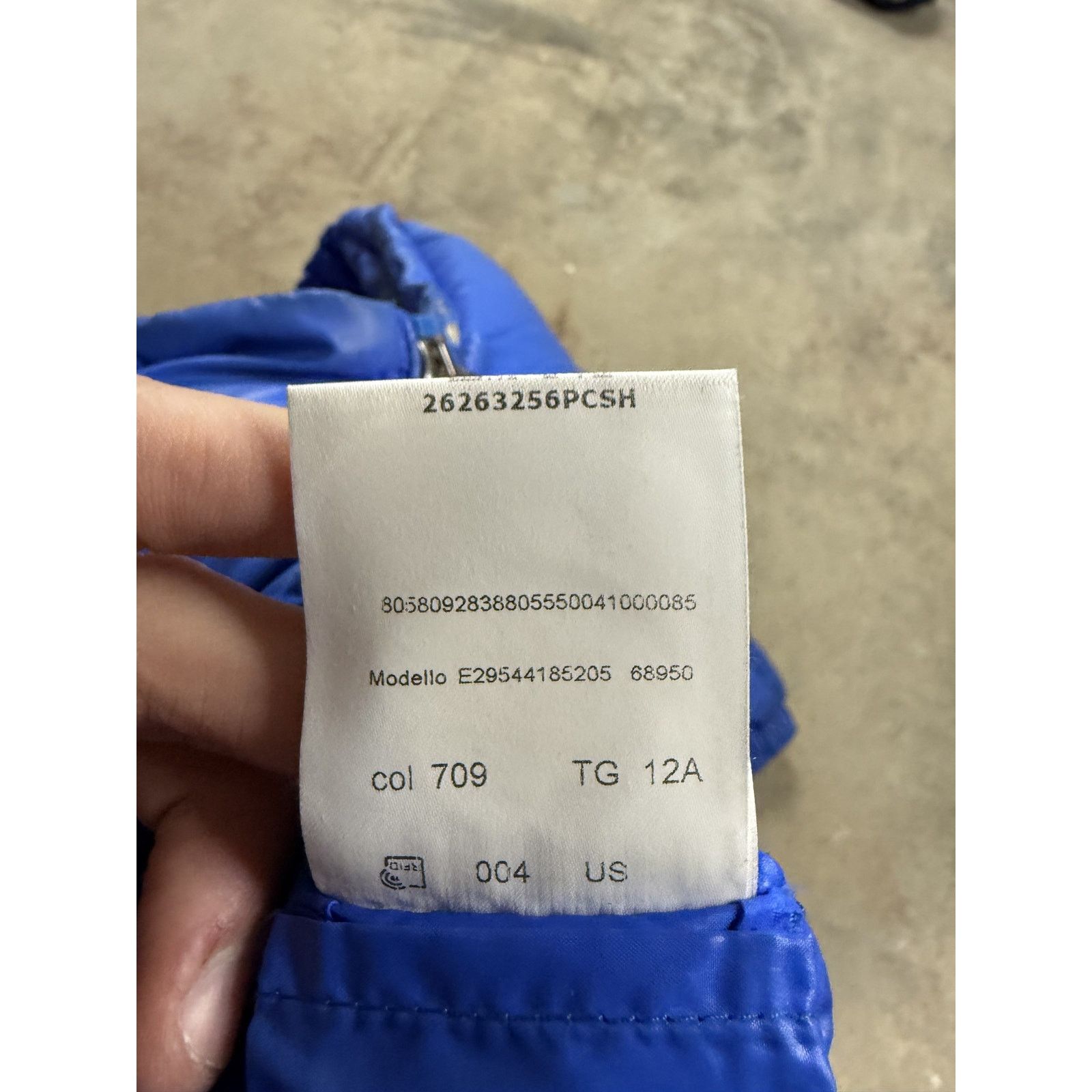 Moncler Moncler Puffer Blue Kids 12M Used Size US XXS / EU 40 - 10 Thumbnail