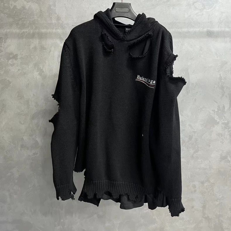 Balenciaga Balenciaga Black classic logo monogram embroidered ripped h Size US L / EU 52-54 / 3 - 1 Thumbnail
