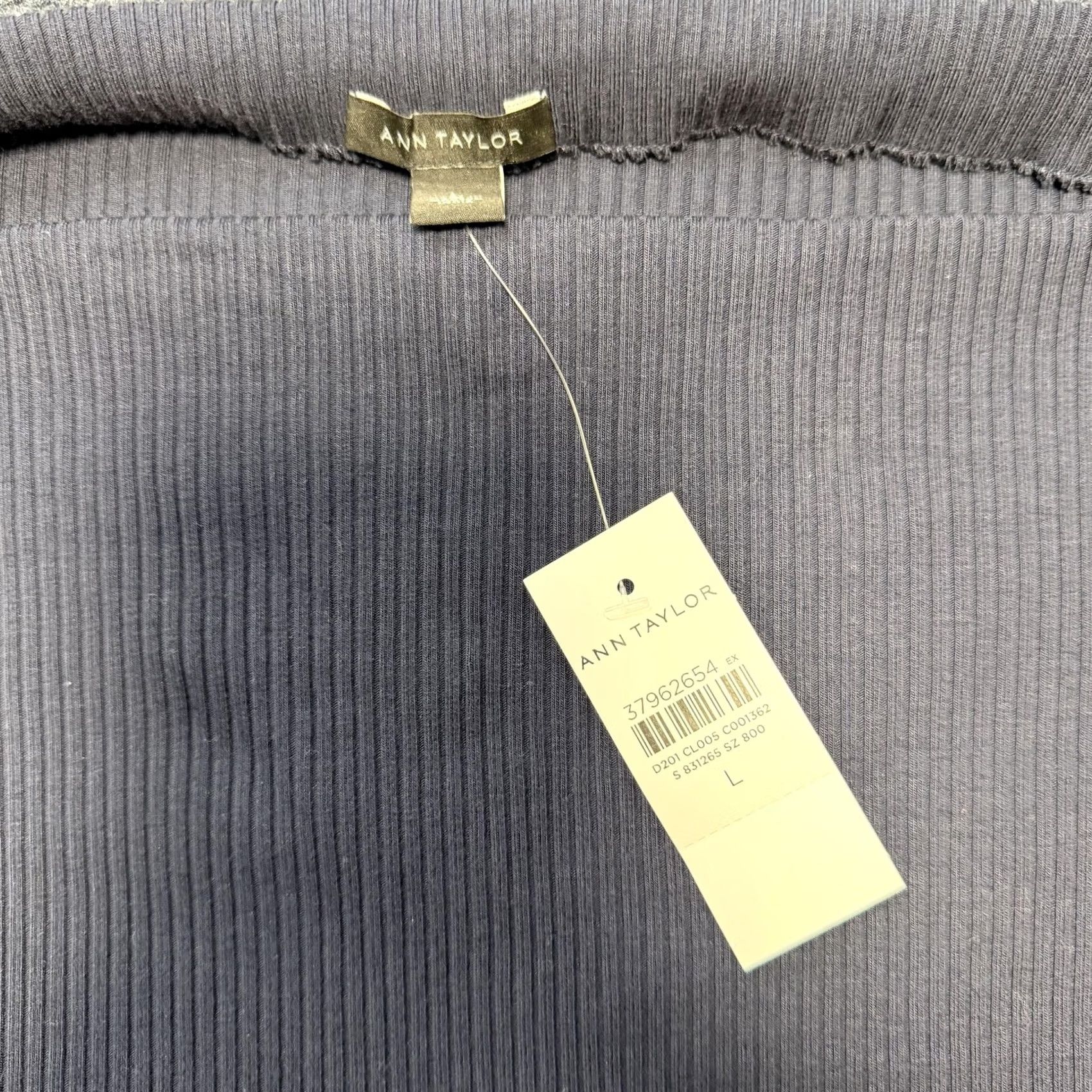 Ann Taylor Ann Taylor Shirt Womens Large Gray Boat Neck Bell Sleeve Knit Stretch NWT Size L / US 10 / IT 46 - 2 Thumbnail