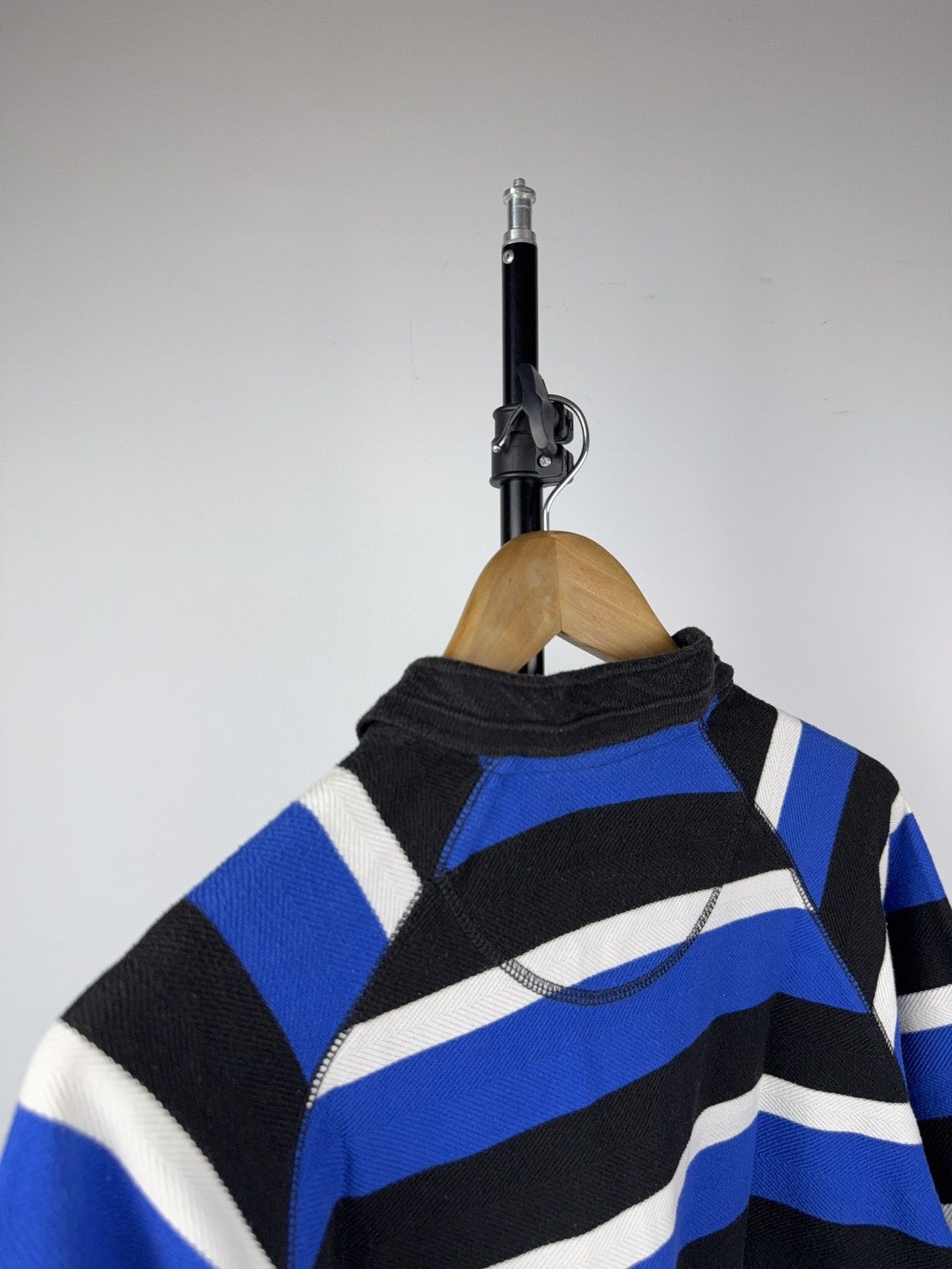 Adidas Vintage 90s Adidas Retro Multicolour striped Y2K Polos Size US L / EU 52-54 / 3 - 11 Thumbnail