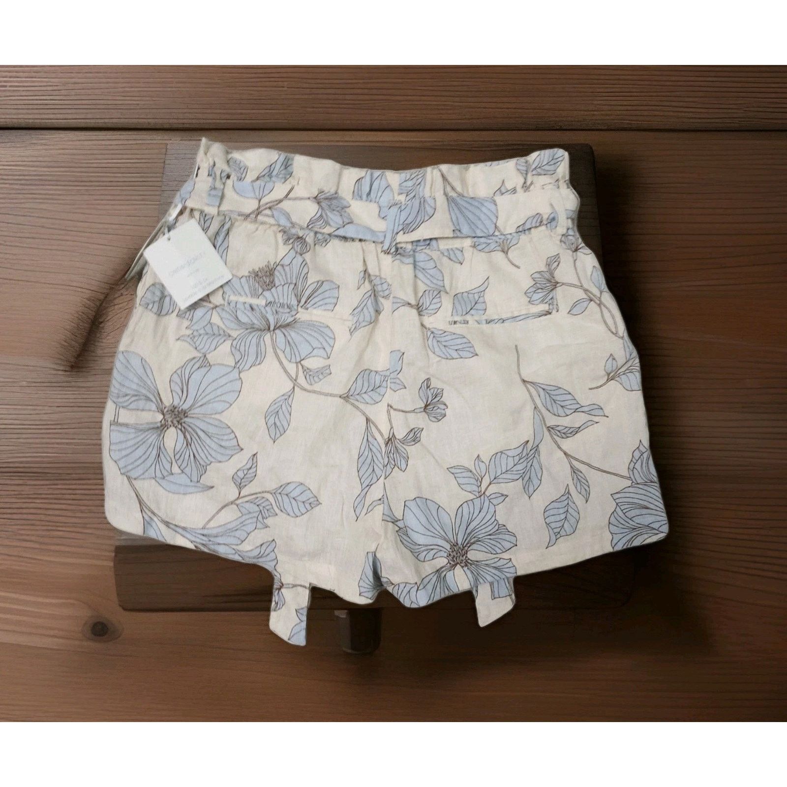 Cynthia Rowley Cynthia Rowley Women Shorts Floral Linen Flowers Beaded M Size 29" - 2 Thumbnail