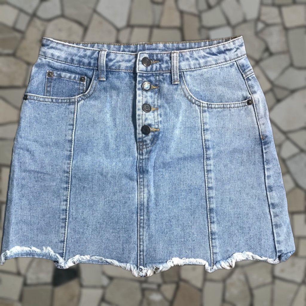 Denime Sadie & Sage Blue Denim Cut Off Mini Skirt Womens Small Raw Hem Button Fly Skirt Bohemian Hippie American Size 28" / US 6 / IT 42 - 1 Thumbnail