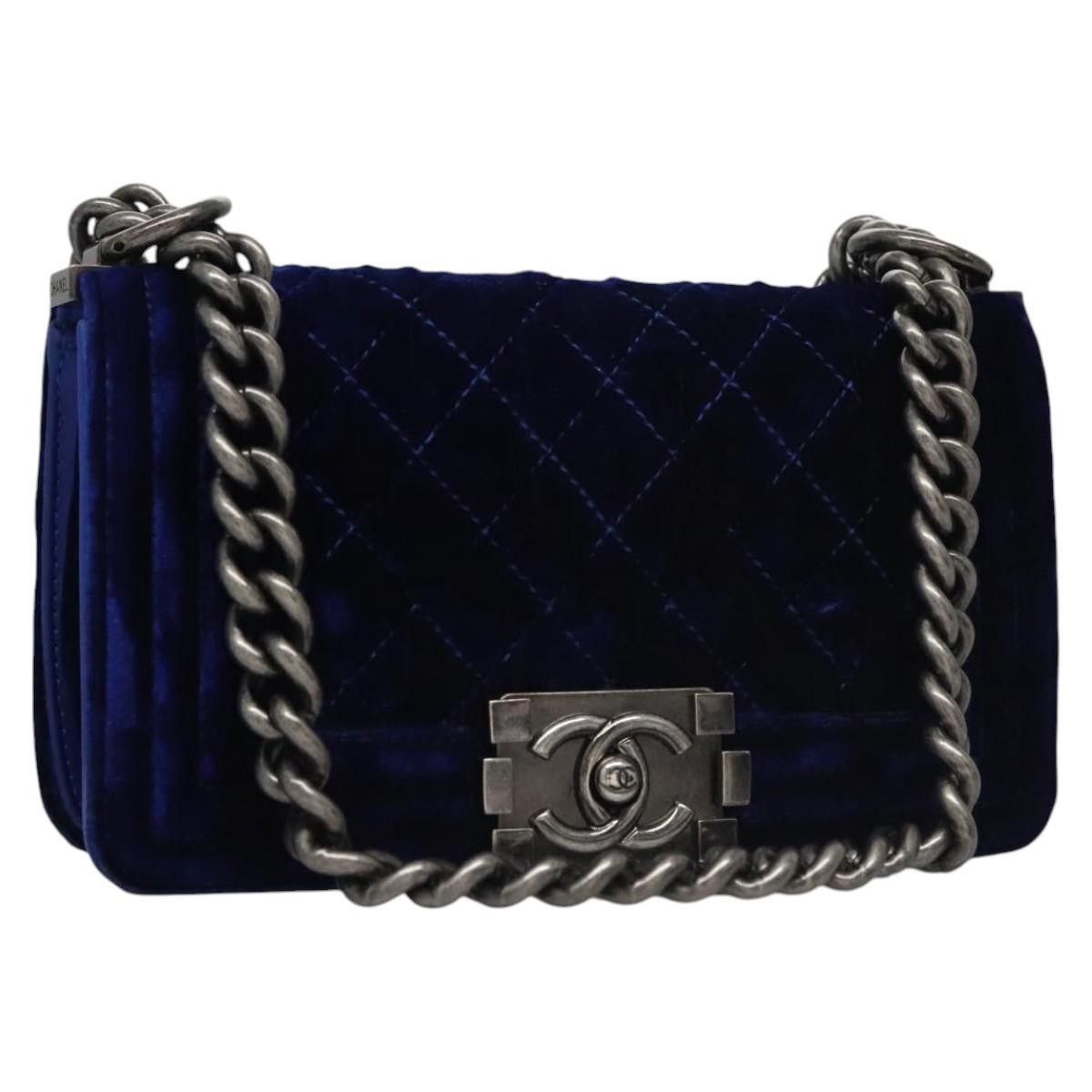 Chanel Chanel Boy Flap Bag Quilted Velvet Size ONE SIZE - 1 Thumbnail