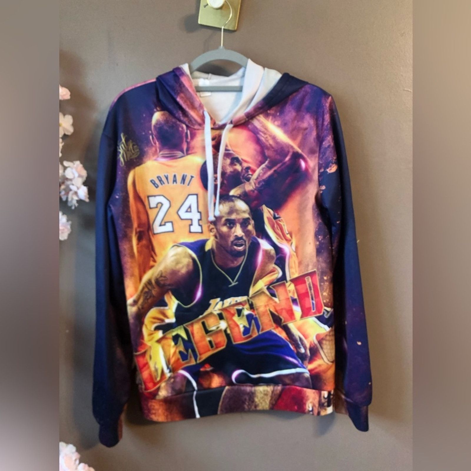 NBDN Nobrandedon Kobe Bryant hooded sweatshirt. Size X-Large Size US XL / EU 56 / 4 - 2 Thumbnail
