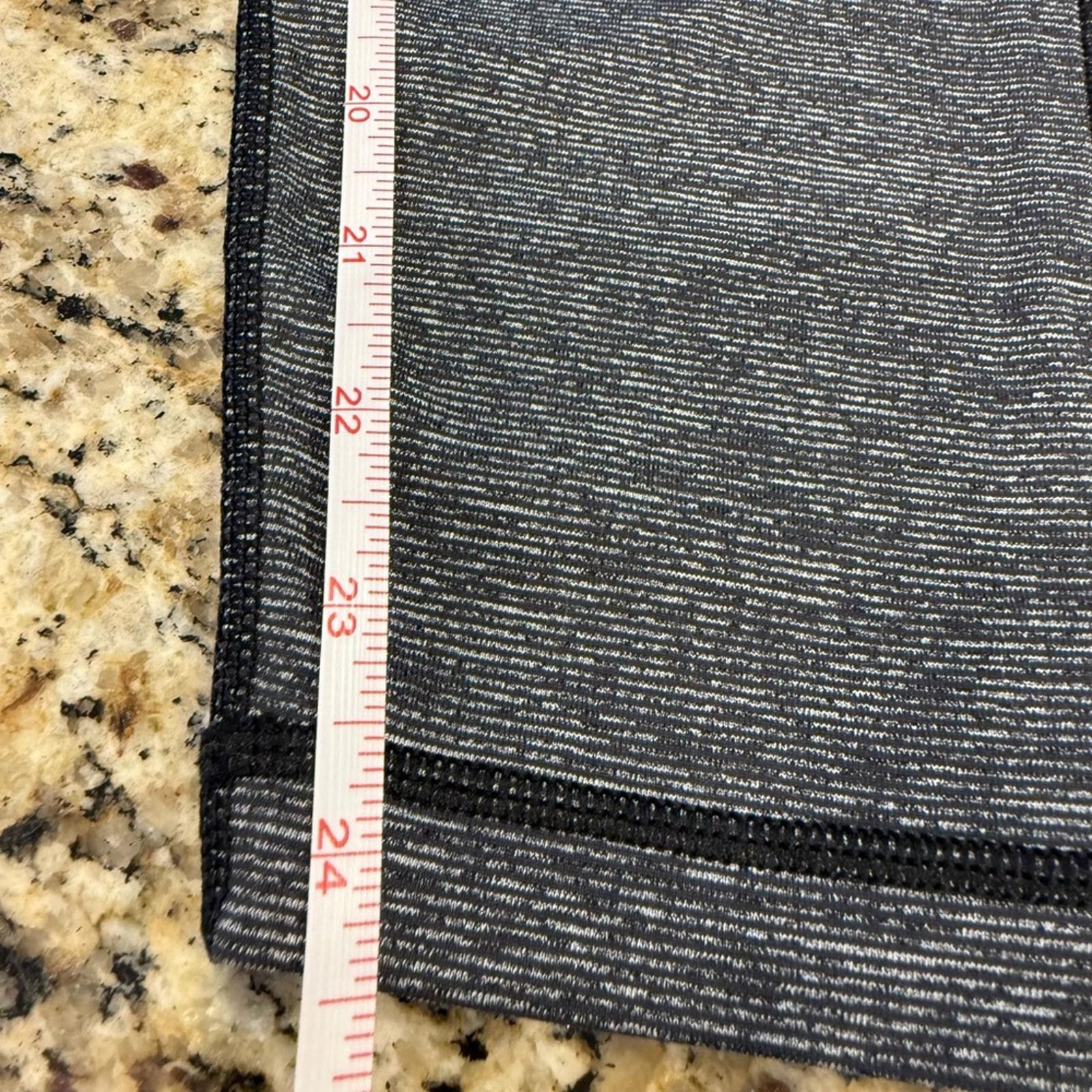 Loewe Lole crop heather gray athletic leggings soft stretch SZ M Size 32" / US 10 / IT 46 - 5 Thumbnail