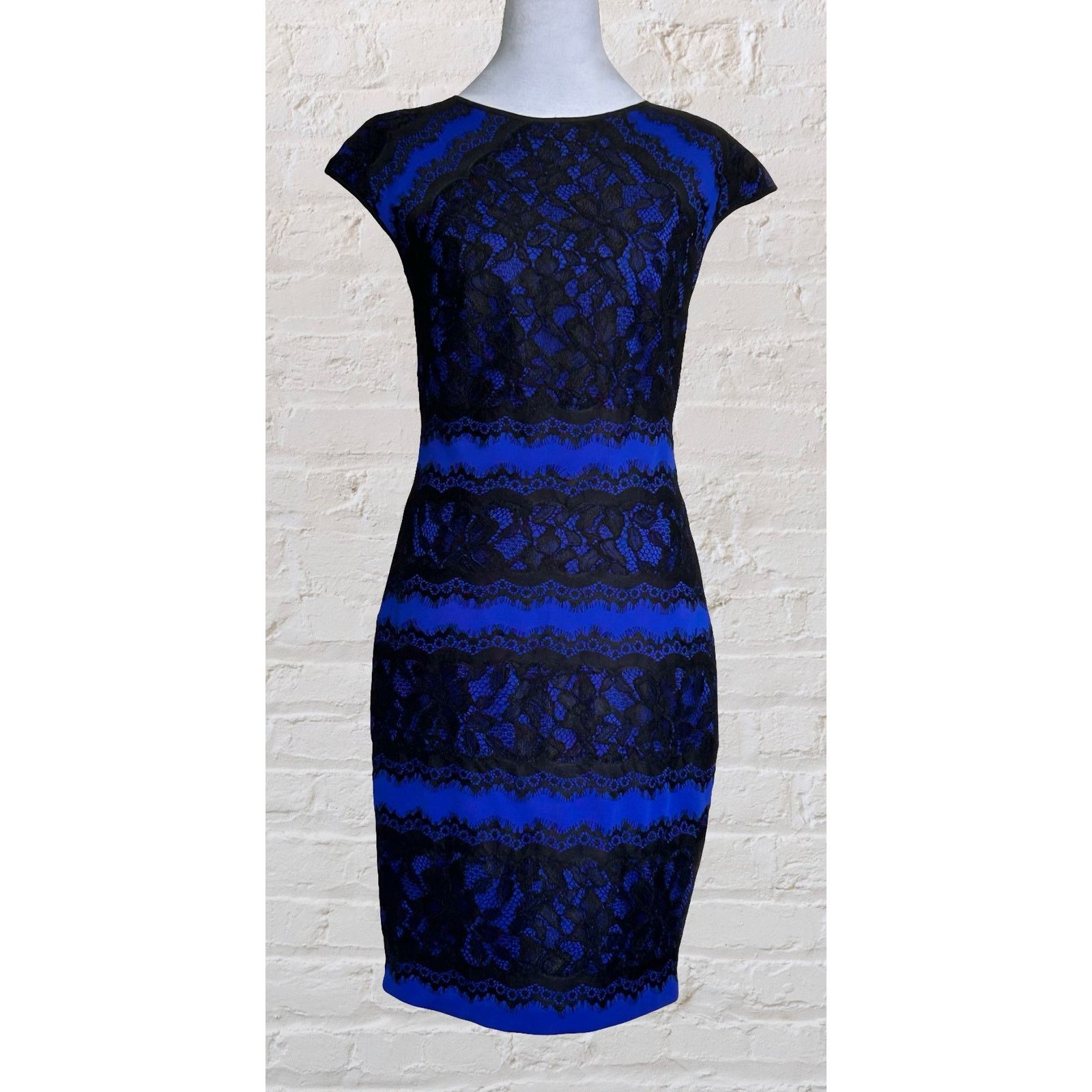 Tadashi Shoji Tadashi Shoji Blue Black Lace Event Cocktail Dress S 4 6 Size S / US 4 / IT 40 - 3 Thumbnail