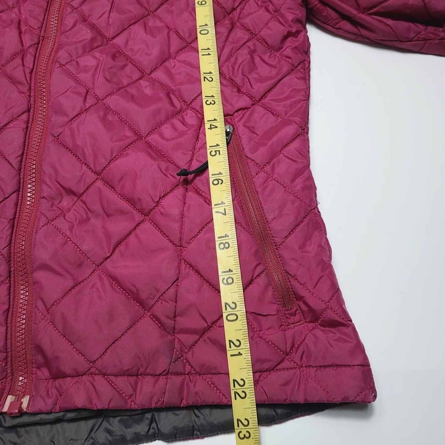 The North Face The North Face Women's Magenta Lightweight Quilted Jacket Size S (Read) Size S / US 4 / IT 40 - 7 Thumbnail
