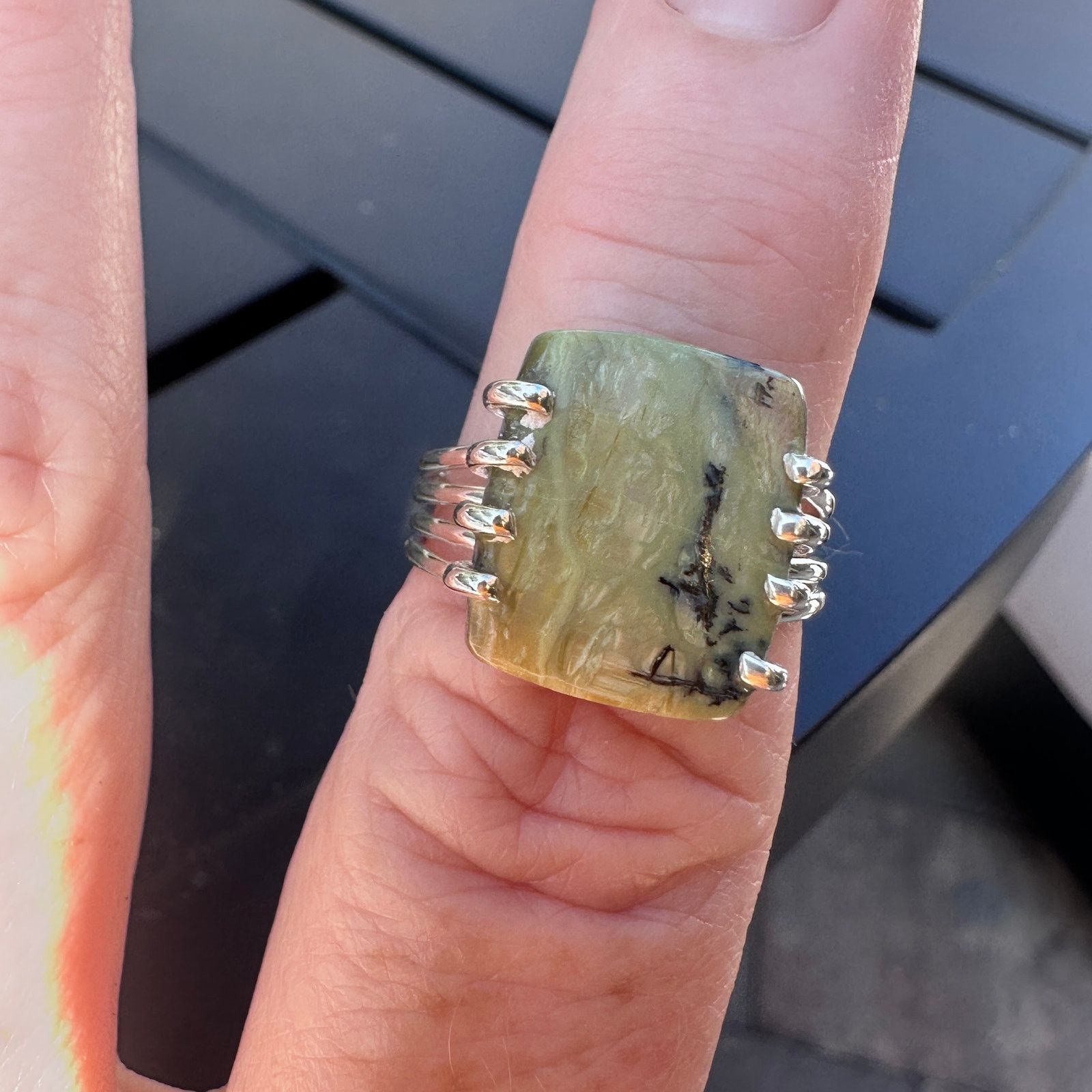 The Unbranded Brand Tanzania Imperial Opal Sterling Silver Ring Size ONE SIZE - 11 Thumbnail