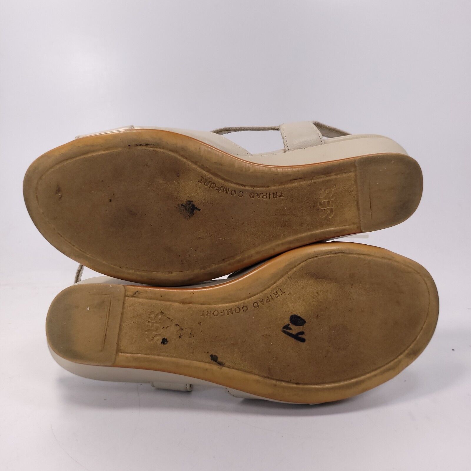 SAS SAS Tripad Comfort Ankle Strap Sandal Womens Size 6 Beige Size US 6 / IT 36 - 7 Thumbnail