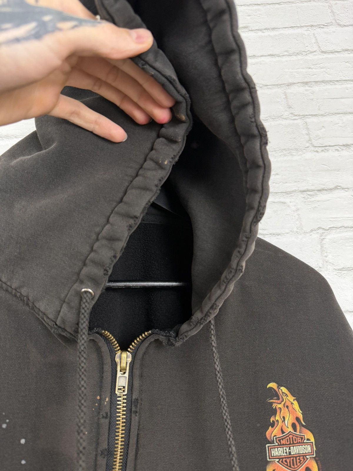 Harley Davidson (XL) THRASHED OUT FLAMES Harley Davidson Zip Up Hoodie Size US XL / EU 56 / 4 - 14 Thumbnail