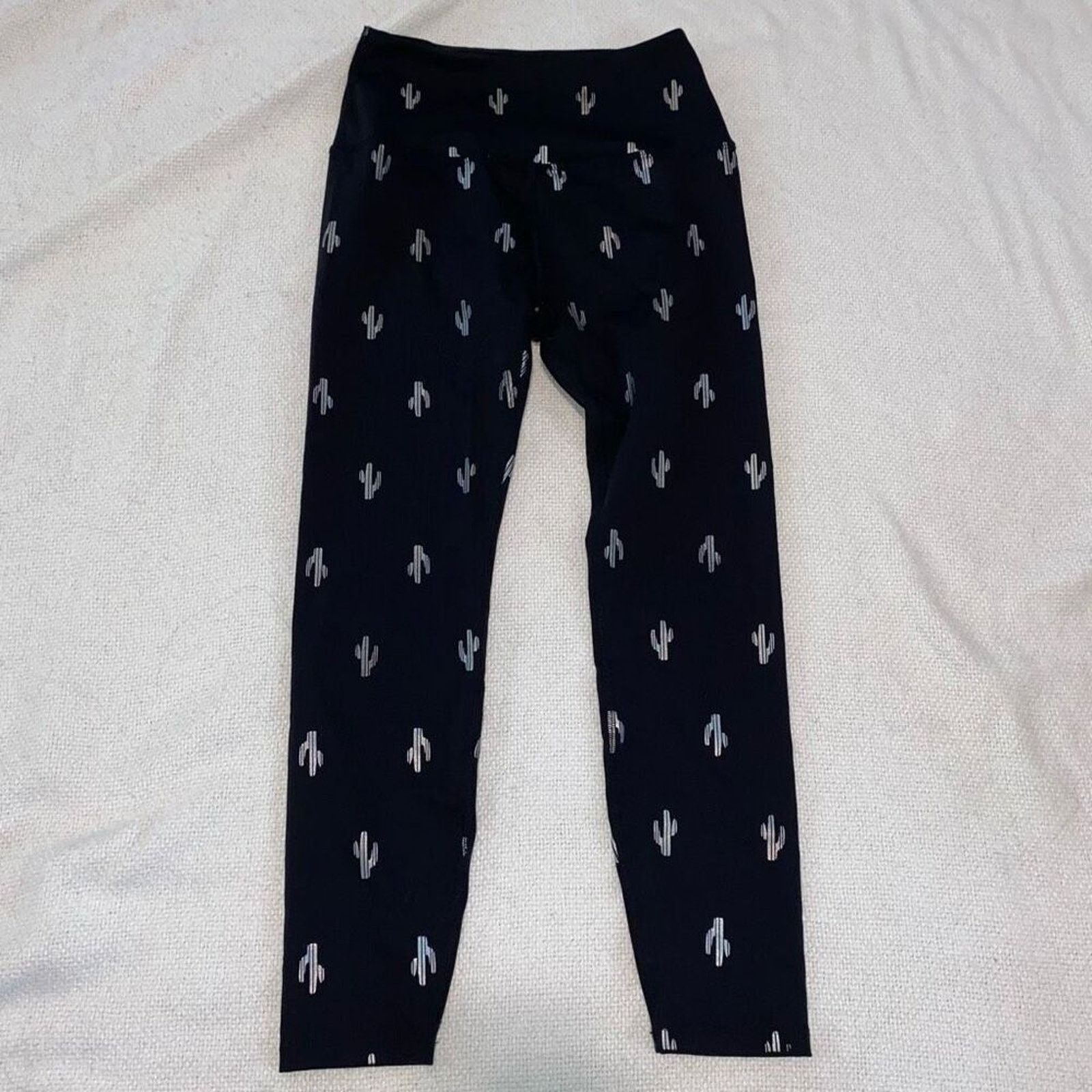 Beyond Yoga Beyond Yoga Reflective Cactus Leggings | Sz S Size 27" / US 4 / IT 40 - 3 Thumbnail
