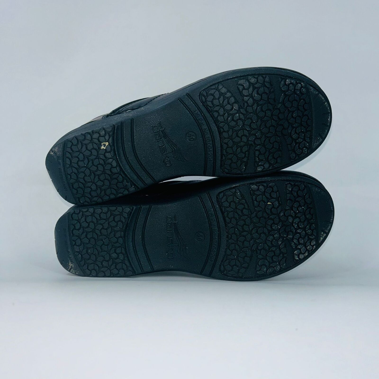 Dansko DANSKO WOMENS XP 2.0 BLACK COMFORTABLE CLOG BLACK SIZE 8B Size US 8 / IT 38 - 5 Thumbnail