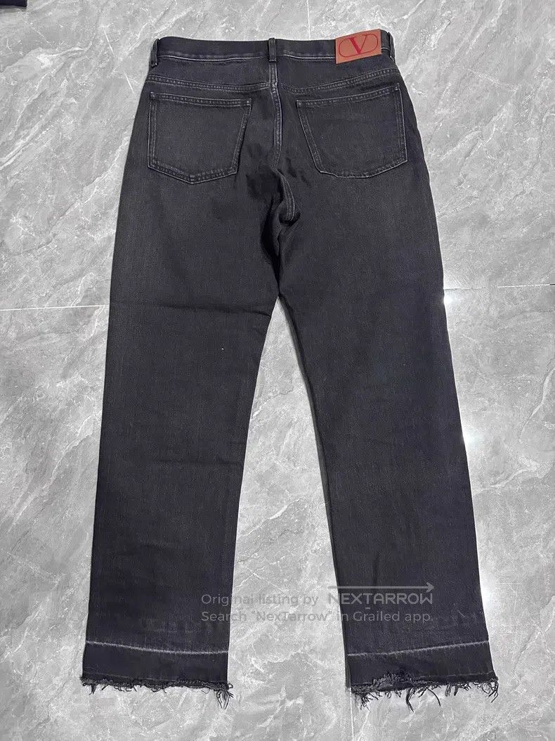 Valentino Valentino Fringed tapered denim trousers Size US 32 / EU 48 - 2 Thumbnail