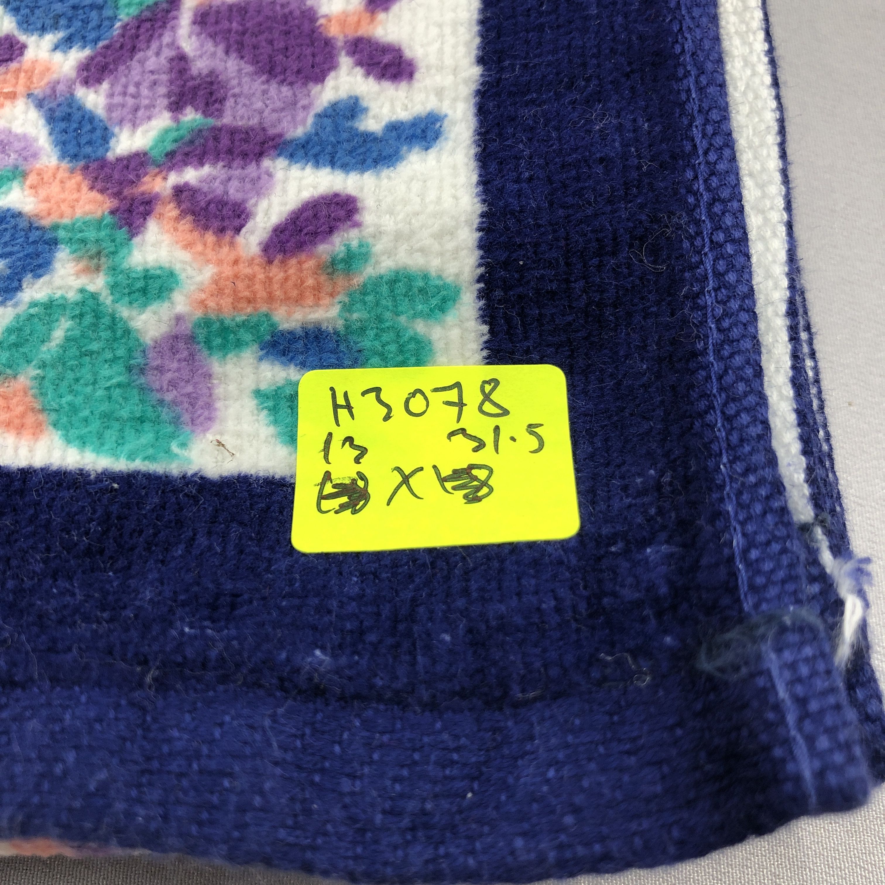 Yves Saint Laurent YSL Floral Handkerchief Neckerchief Hand Towel H3078 Size ONE SIZE - 8 Thumbnail