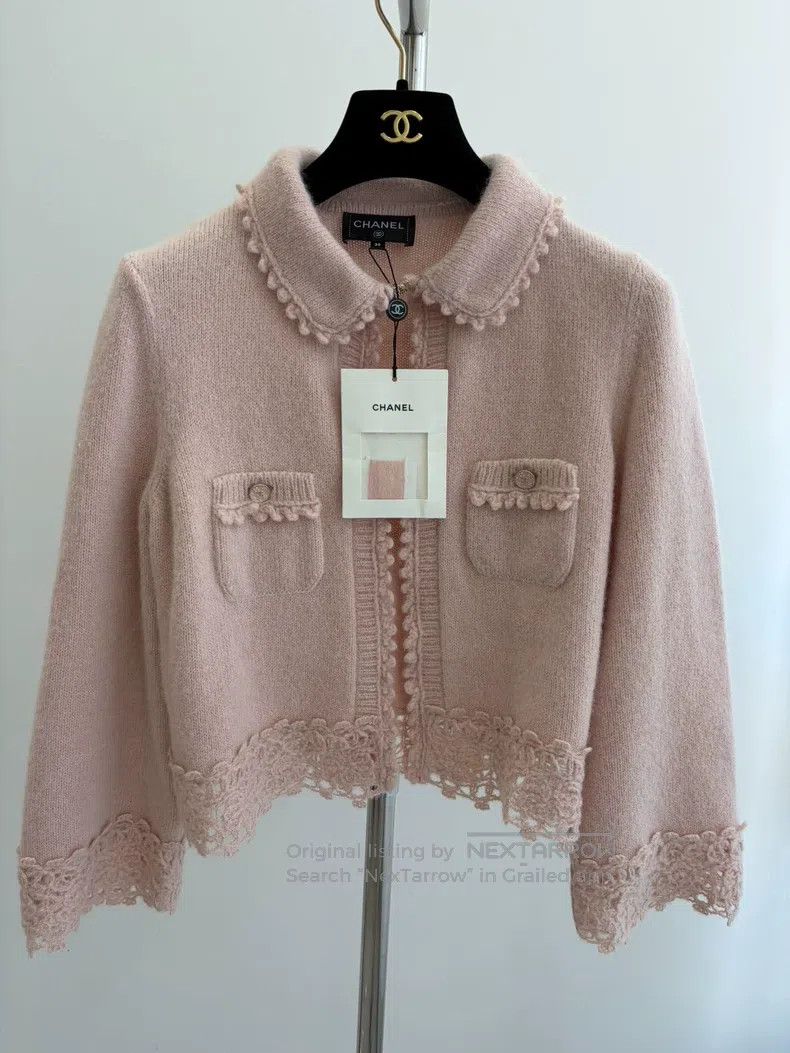 Chanel Chanel Pink lace cardigan coat Size XS / US 0-2 / IT 36-38 - 1 Thumbnail