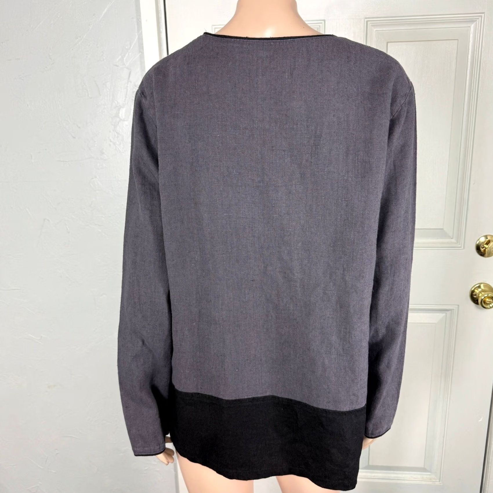 Vintage VINTAGE Fenini Women's Shirt L Linen Lagenlook Top Painted Boho Gray L/S Crew Neck Pullover Art to Wear Basic Casual Size L / US 10 / IT 46 - 4 Thumbnail