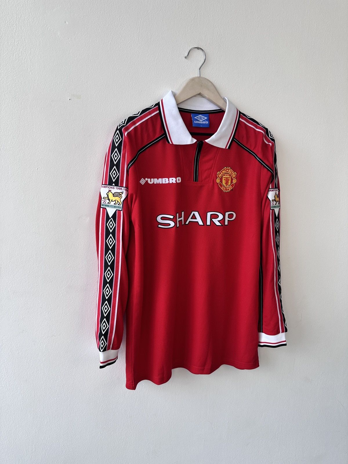 Umbro Beckham #7 Man Utd 99 Final Treble Shirt Umbro Long Sleeve L Size US L / EU 52-54 / 3 - 3 Thumbnail