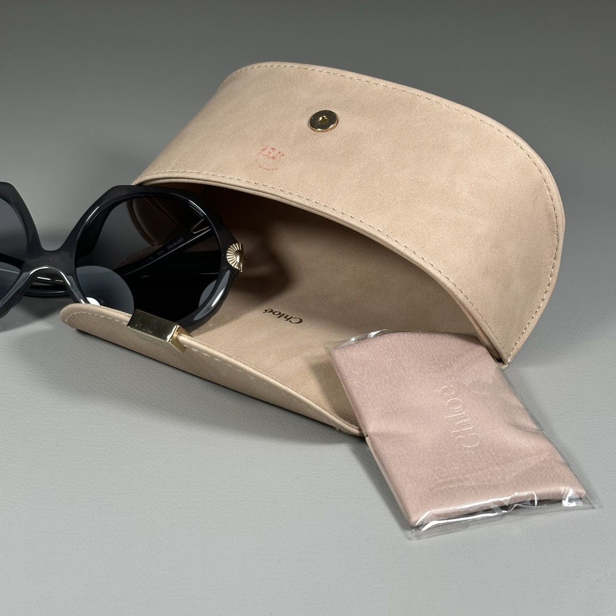 Chloe Chloe CE747SA 036 Round-Oval Dark Grey Sunglasses Size ONE SIZE - 11 Thumbnail
