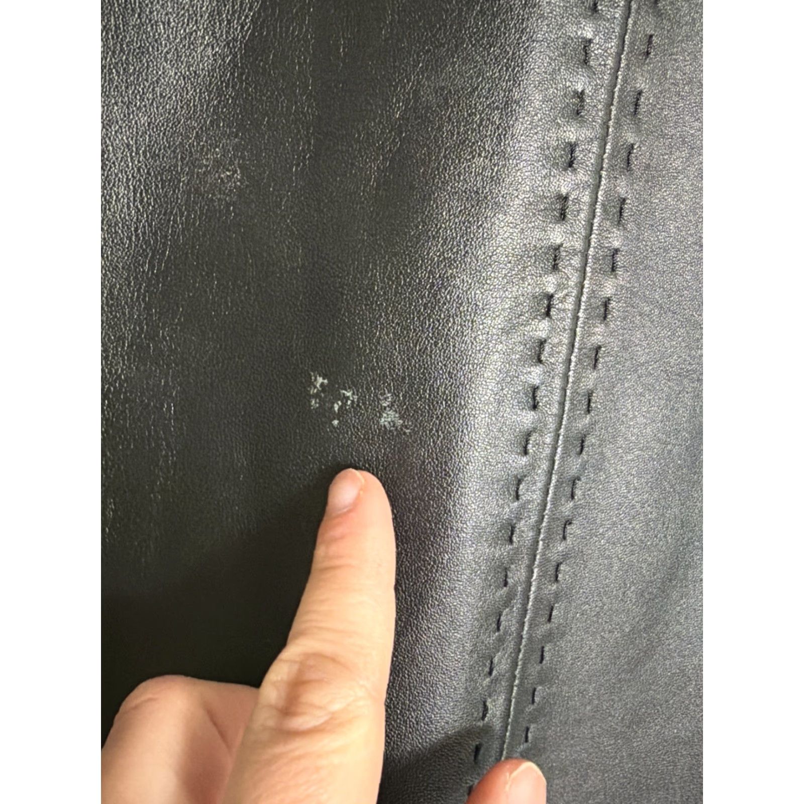 Vintage VINTAGE Y2K Casual Corner Women’s Skirt A-Line 6 Black Leather Knee Length Lined Flaw Scuff Size 28" / US 6 / IT 42 - 6 Thumbnail