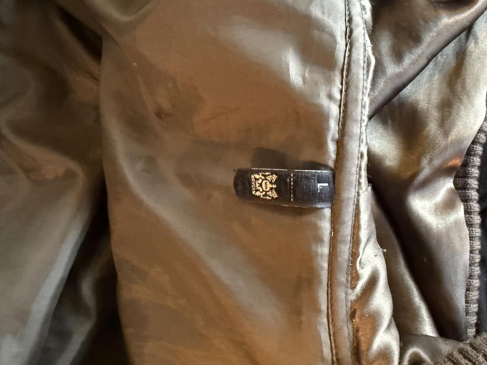 RVCA RVCA Men's Quilted Hooded Jacket with Knit Sleeves Size US L / EU 52-54 / 3 - 3 Thumbnail