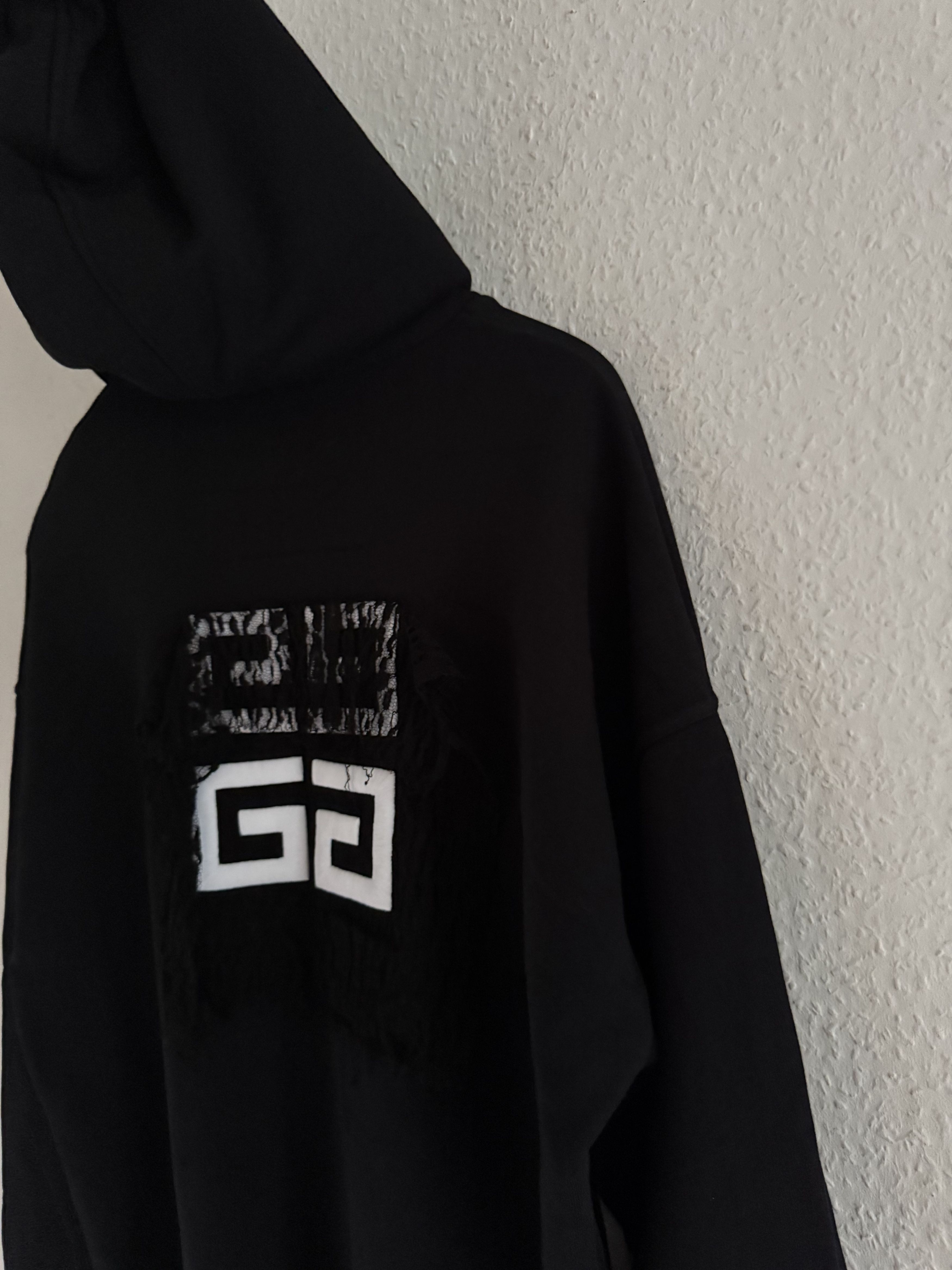 Givenchy Lace Patch Brushed Hoodie Size US S / EU 44-46 / 1 - 15 Thumbnail
