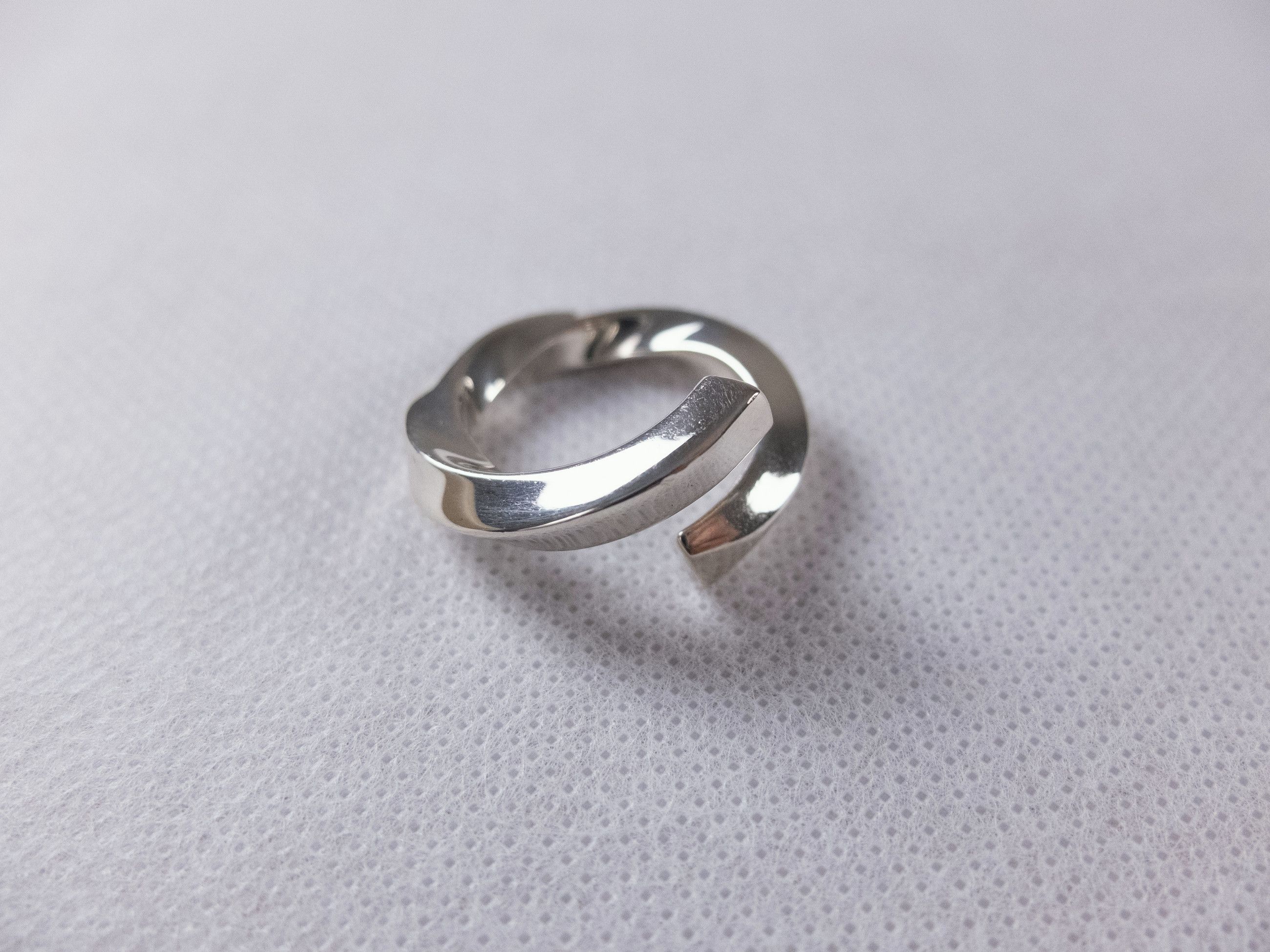 Bottega Veneta BOTTEGA VENETA Sterling silver coil round ring 9.5 21 q Size ONE SIZE - 3 Thumbnail