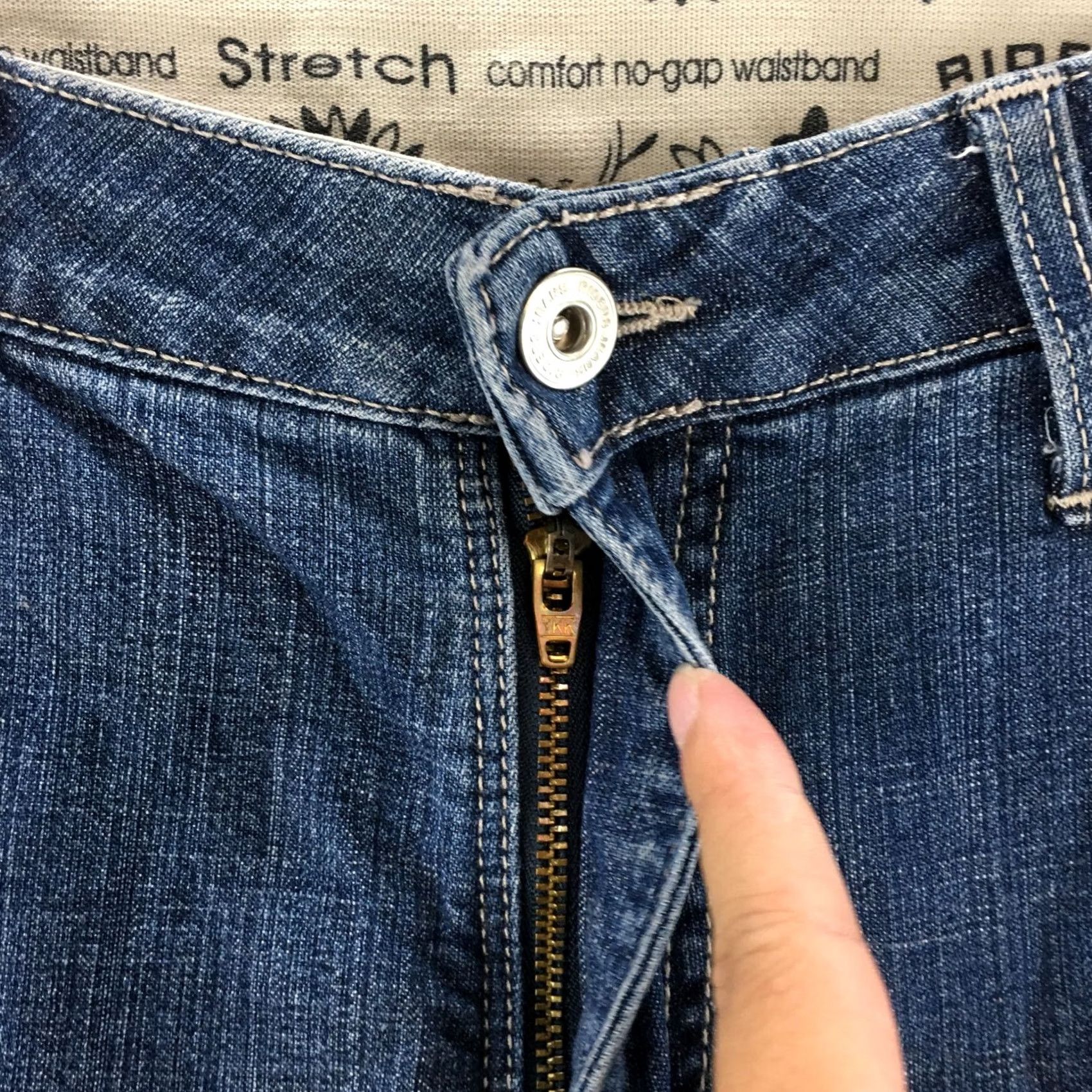 Vintage Riders Bermuda Shorts Womens 32 Blue Denim Cotton Blend High Rise Zip Fly Casual Summer 5-Pocket Womens Size 24" / US 00 / IT 34 - 4 Thumbnail