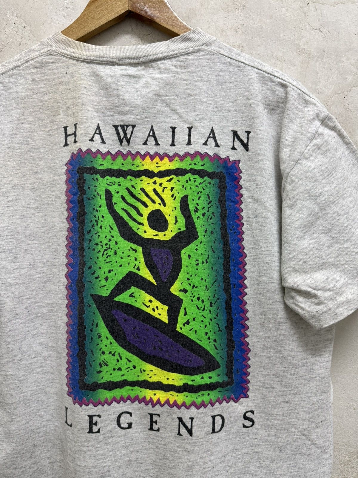 Vintage Vintage 90s Hawaiian Surf Club Hawaii Distressed Tee Size US L / EU 52-54 / 3 - 2 Thumbnail