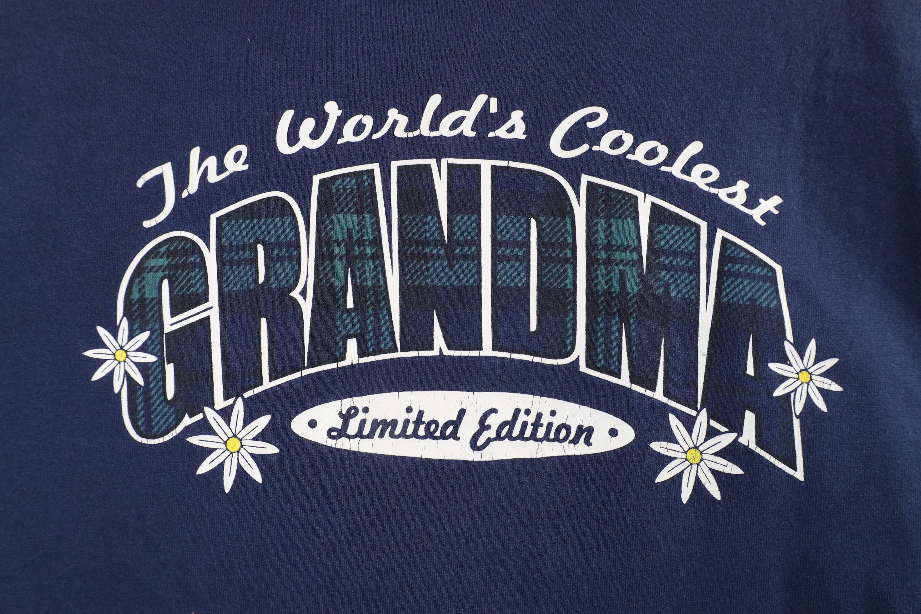 Vintage Vintage 90s Streetwear The Worlds Coolest Grandma T-Shirt Size XL / US 12-14 / IT 48-50 - 4 Thumbnail
