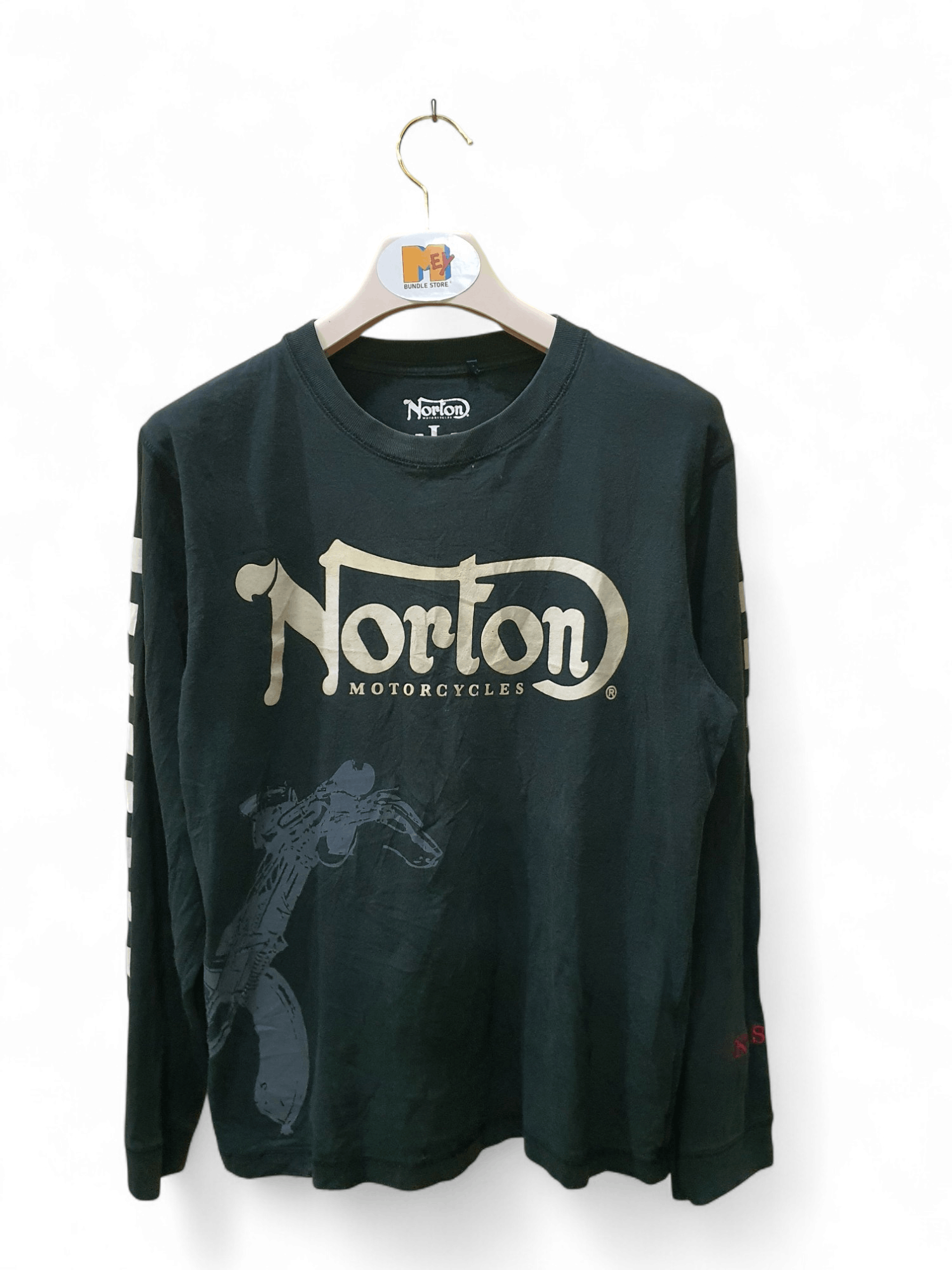 Norton Norton Motorcycles long-sleeve and a motorcycle graphic Size US L / EU 52-54 / 3 - 1 Thumbnail