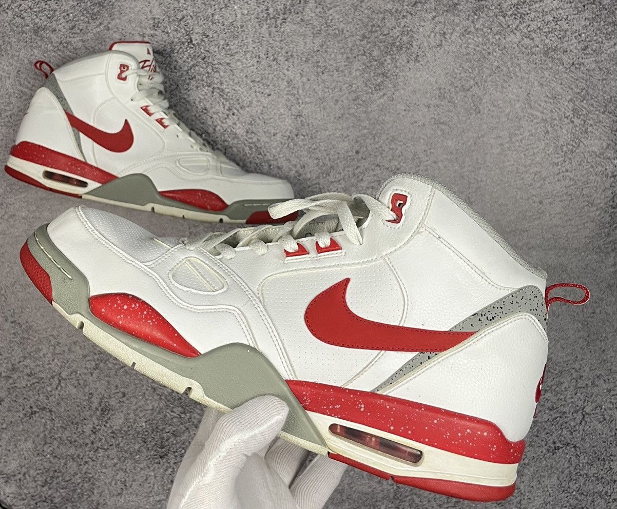 Nike 2013 Nike Air Flight Mid (579961-103)Bball Sneakers 13 Size US 13 / EU 46 - 1 Thumbnail
