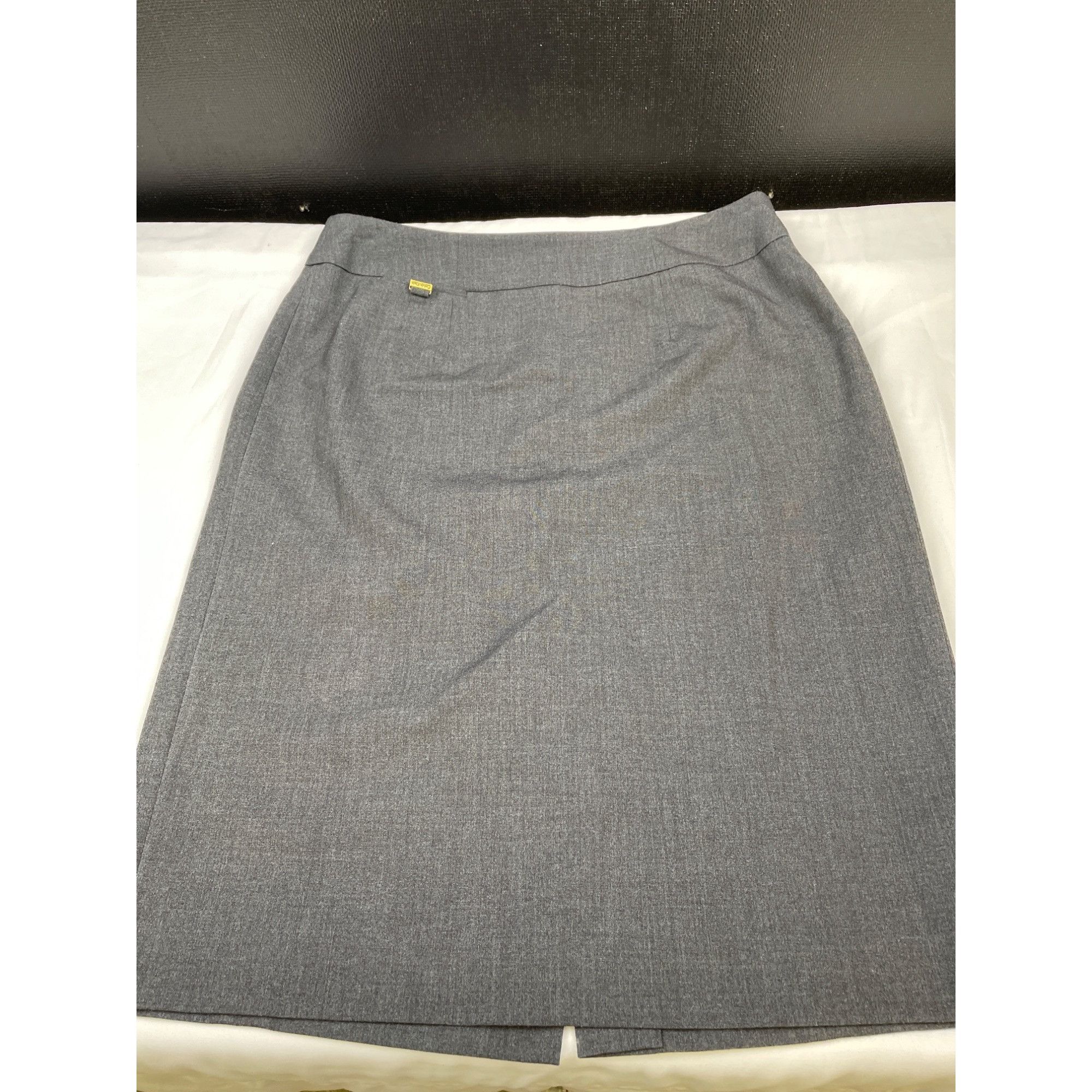 Calvin Klein Calvin Klein Women's Gray Skirt, Straight cut, fitted Back S Size 26" / US 2 / IT 38 - 7 Thumbnail